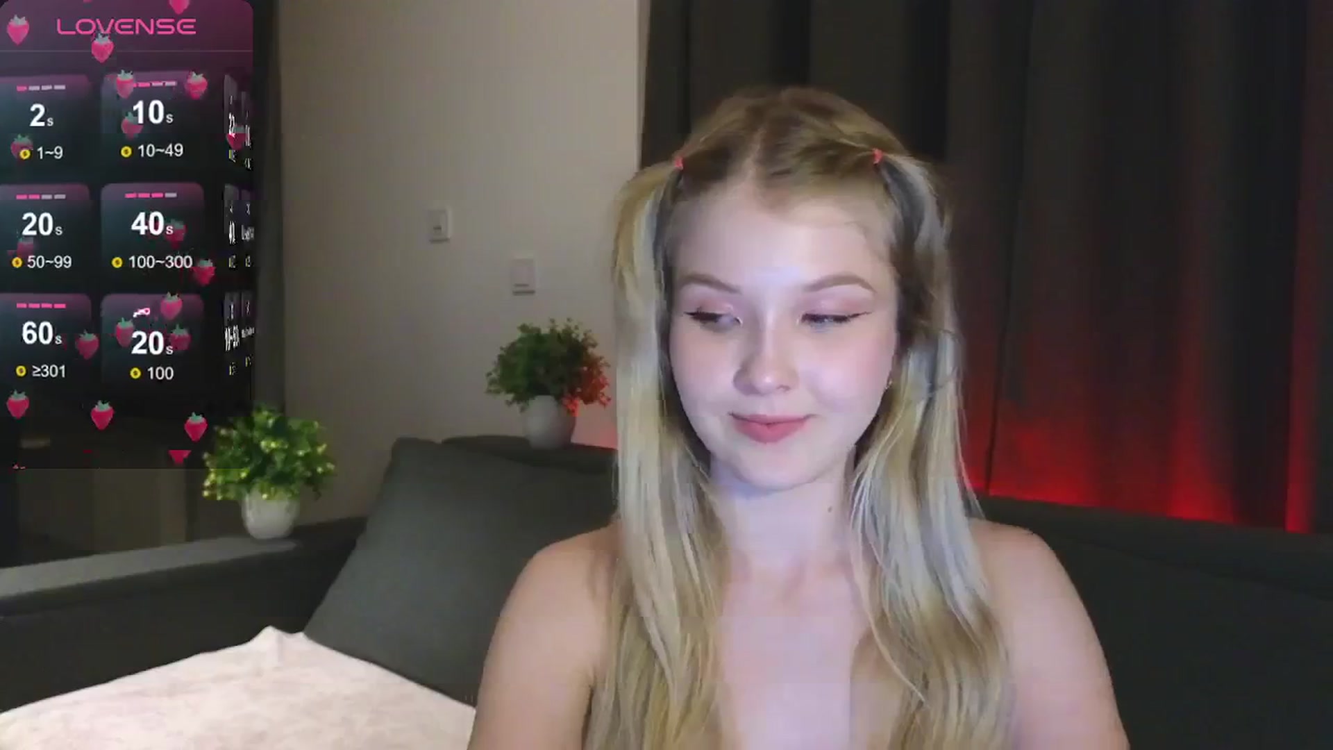 Gallery image thumbnail from Emiliya_Cute's myfreecams stream on, 07/29/2024, 19:59 image 14 of 20