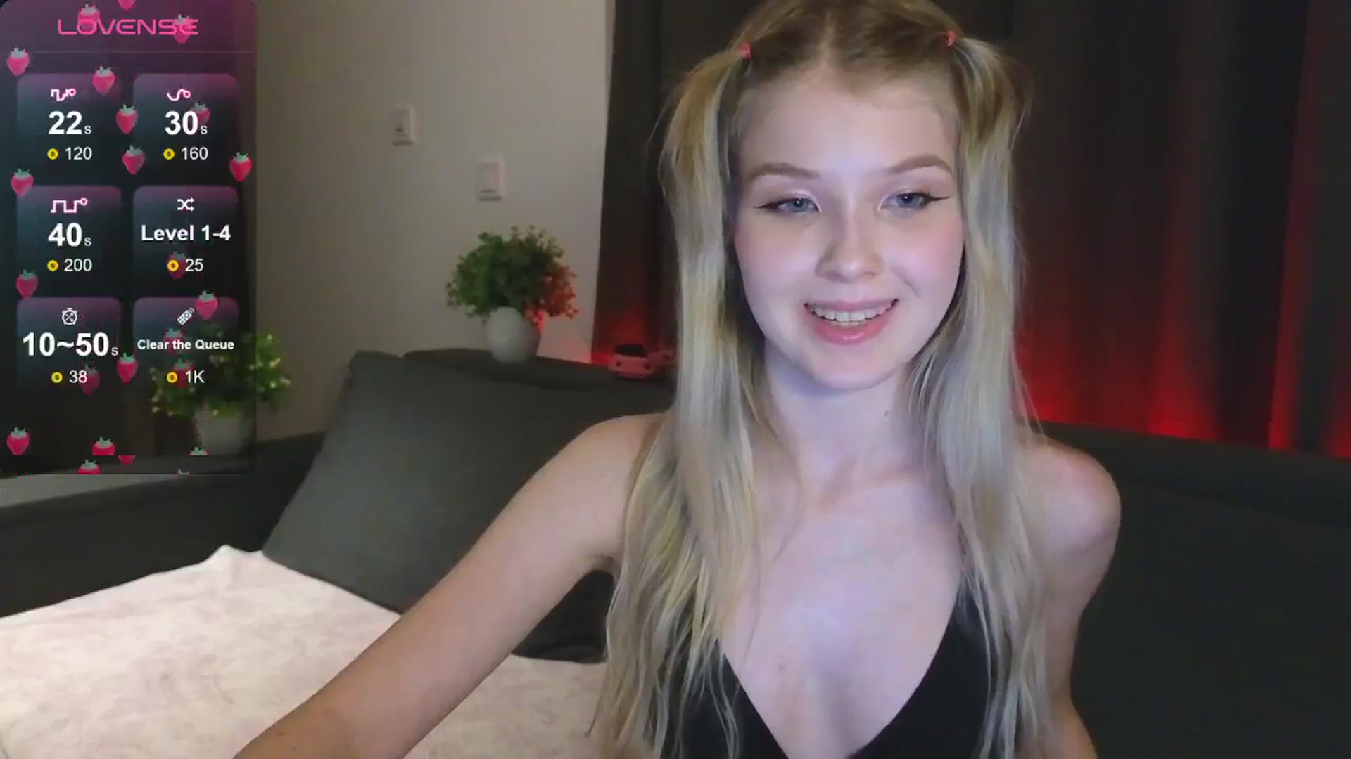 Gallery image thumbnail from Emiliya_Cute's myfreecams stream on, 07/29/2024, 19:59 image 4 of 20