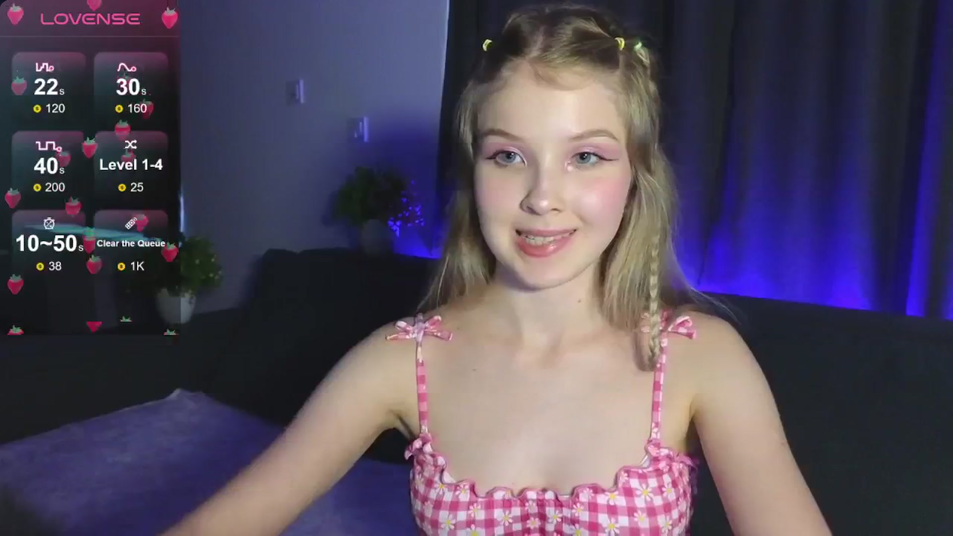 Gallery image thumbnail from Emiliya_Cute's myfreecams stream on, 07/30/2024, 17:28 image 18 of 20