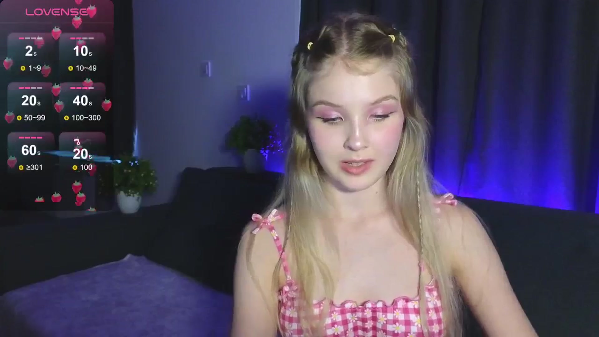 Gallery image thumbnail from Emiliya_Cute's myfreecams stream on, 07/30/2024, 17:44 image 7 of 20