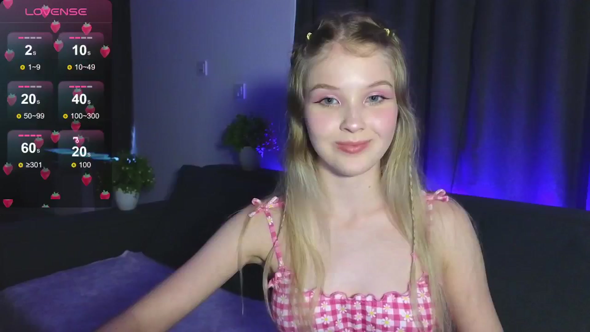 Gallery image thumbnail from Emiliya_Cute's myfreecams stream on, 07/30/2024, 17:44 image 6 of 20