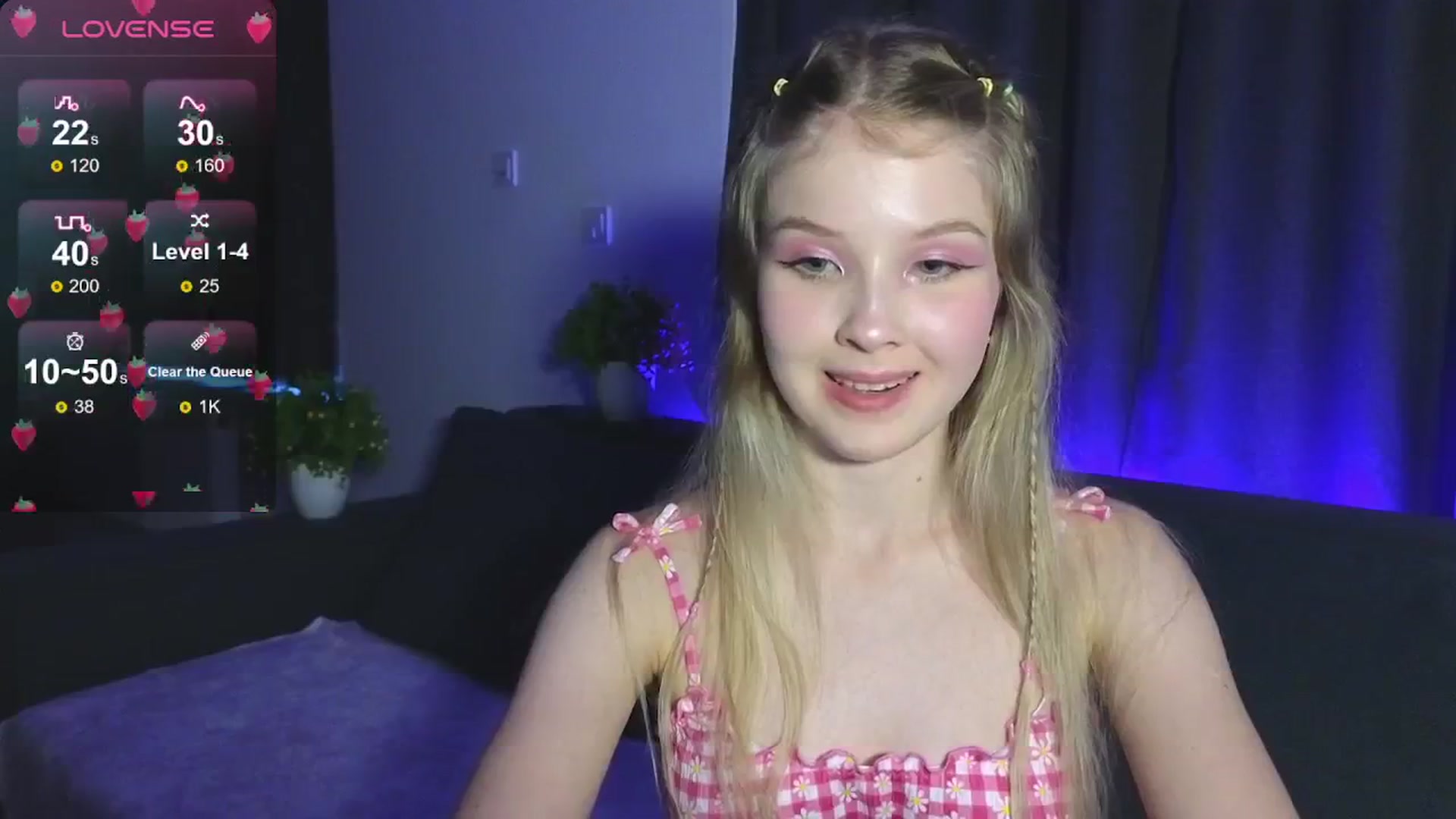 Gallery image thumbnail from Emiliya_Cute's myfreecams stream on, 07/30/2024, 17:44 image 11 of 20