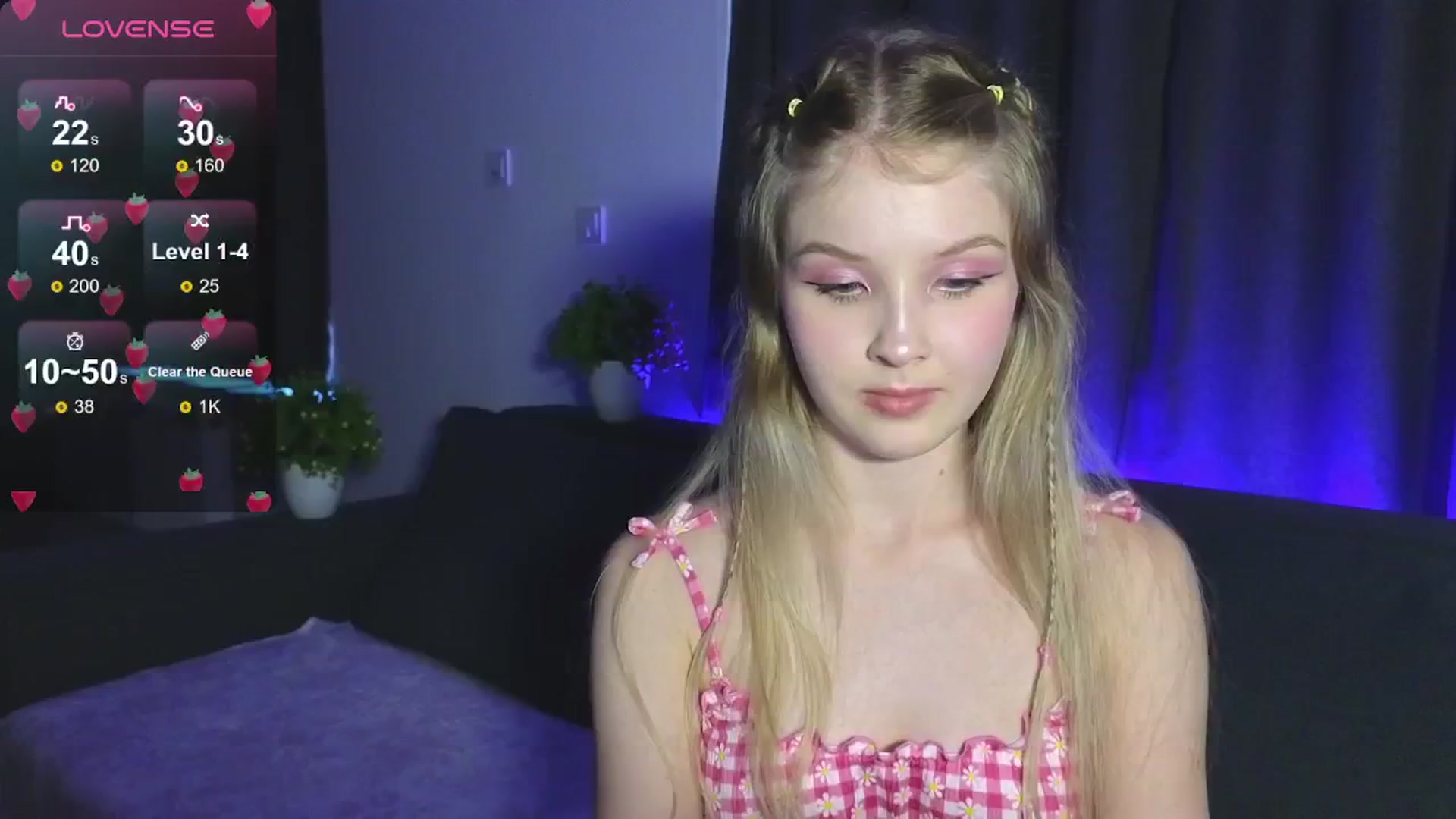 Gallery image thumbnail from Emiliya_Cute's myfreecams stream on, 07/30/2024, 17:44 image 2 of 20