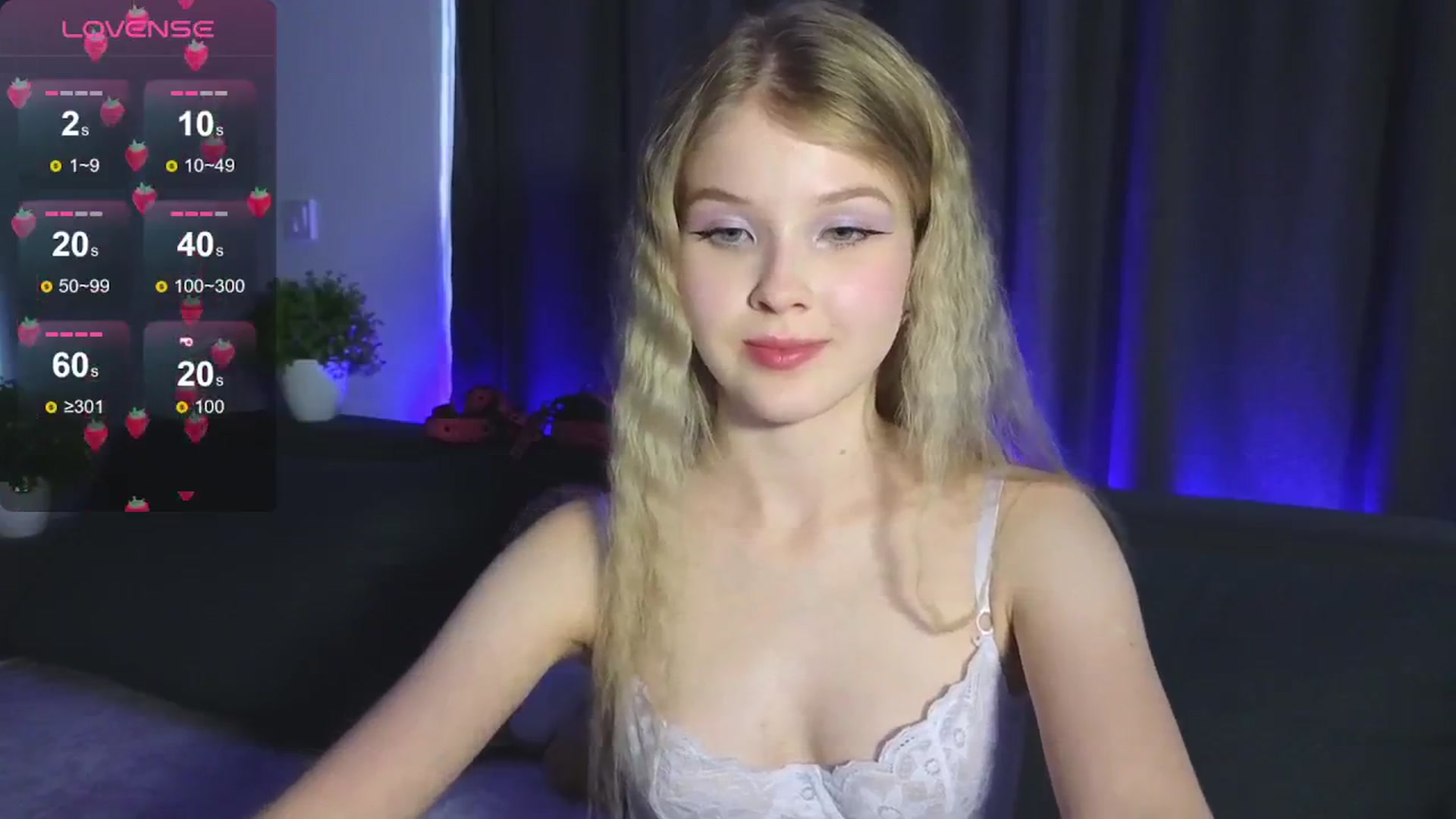 Gallery image thumbnail from Emiliya_Cute's myfreecams stream on, 07/31/2024, 17:41 image 4 of 20