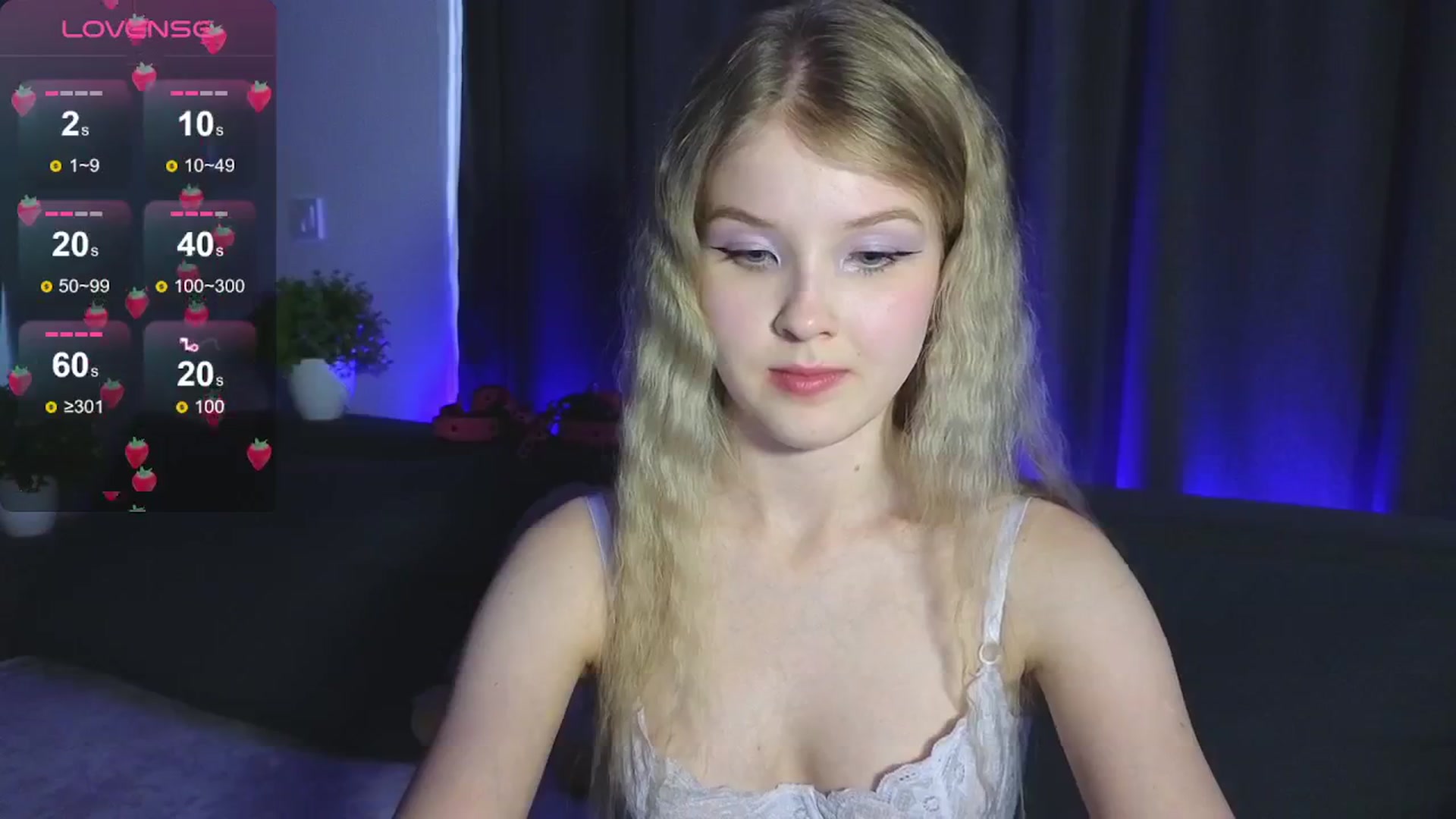 Gallery image thumbnail from Emiliya_Cute's myfreecams stream on, 07/31/2024, 17:41 image 7 of 20