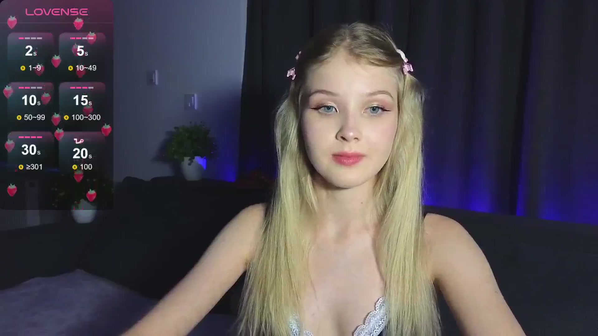 Gallery image thumbnail from Emiliya_Cute's myfreecams stream on, 08/03/2024, 17:53 image 4 of 20