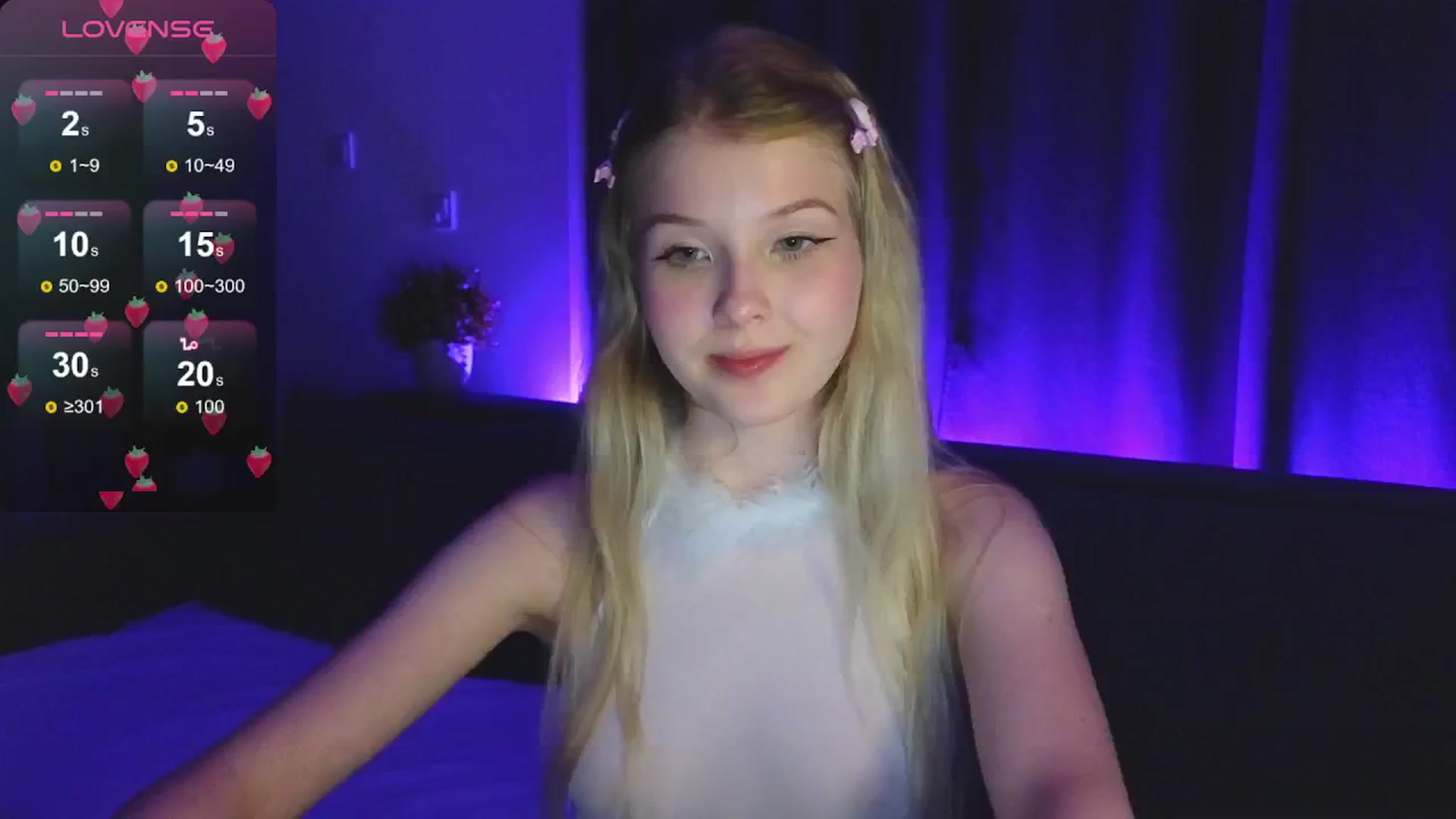 Gallery image thumbnail from Emiliya_Cute's myfreecams stream on, 08/08/2024, 19:06 image 10 of 20