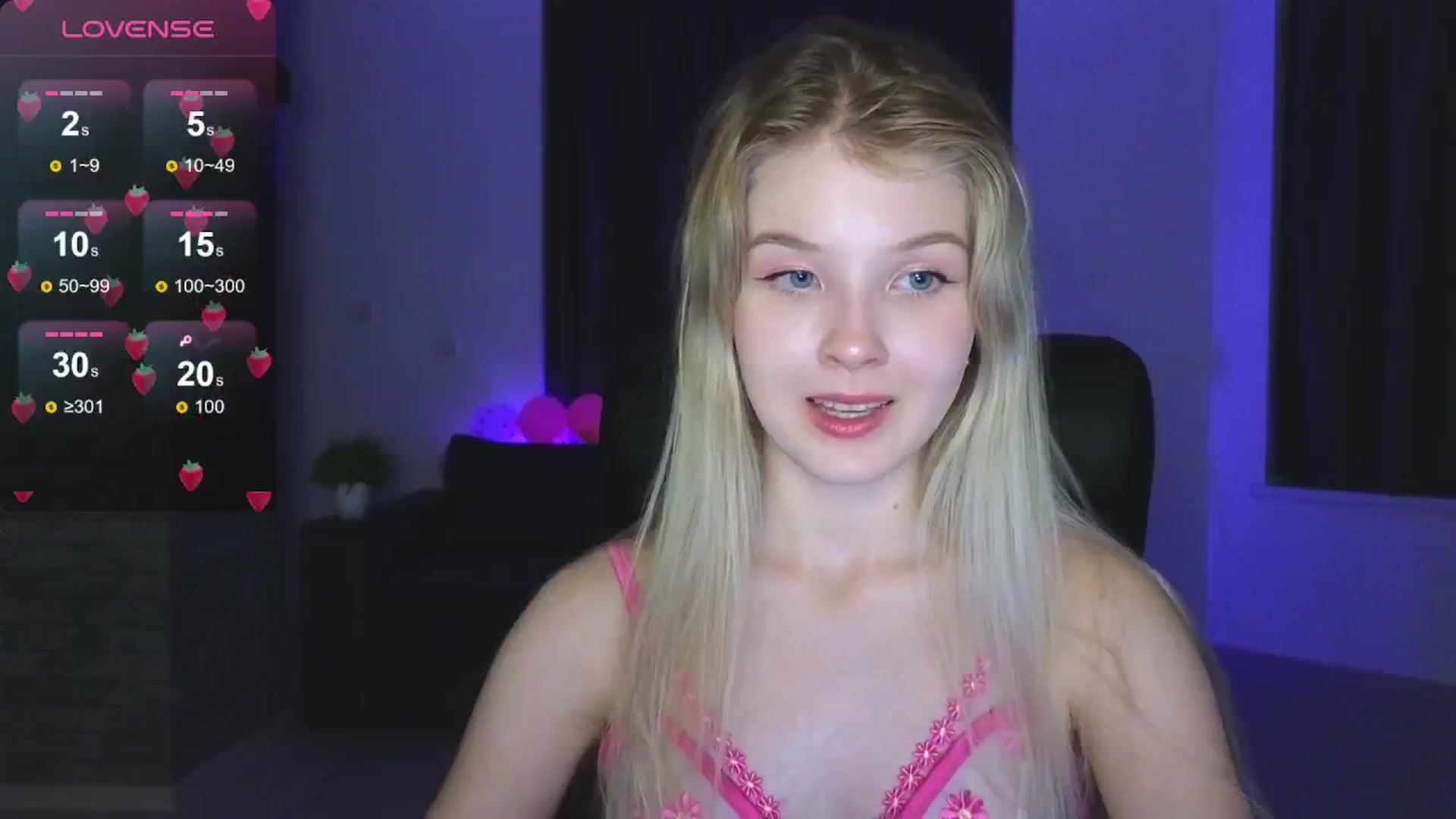 Gallery image thumbnail from Emiliya_Cute's myfreecams stream on, 08/22/2024, 19:17 image 8 of 20