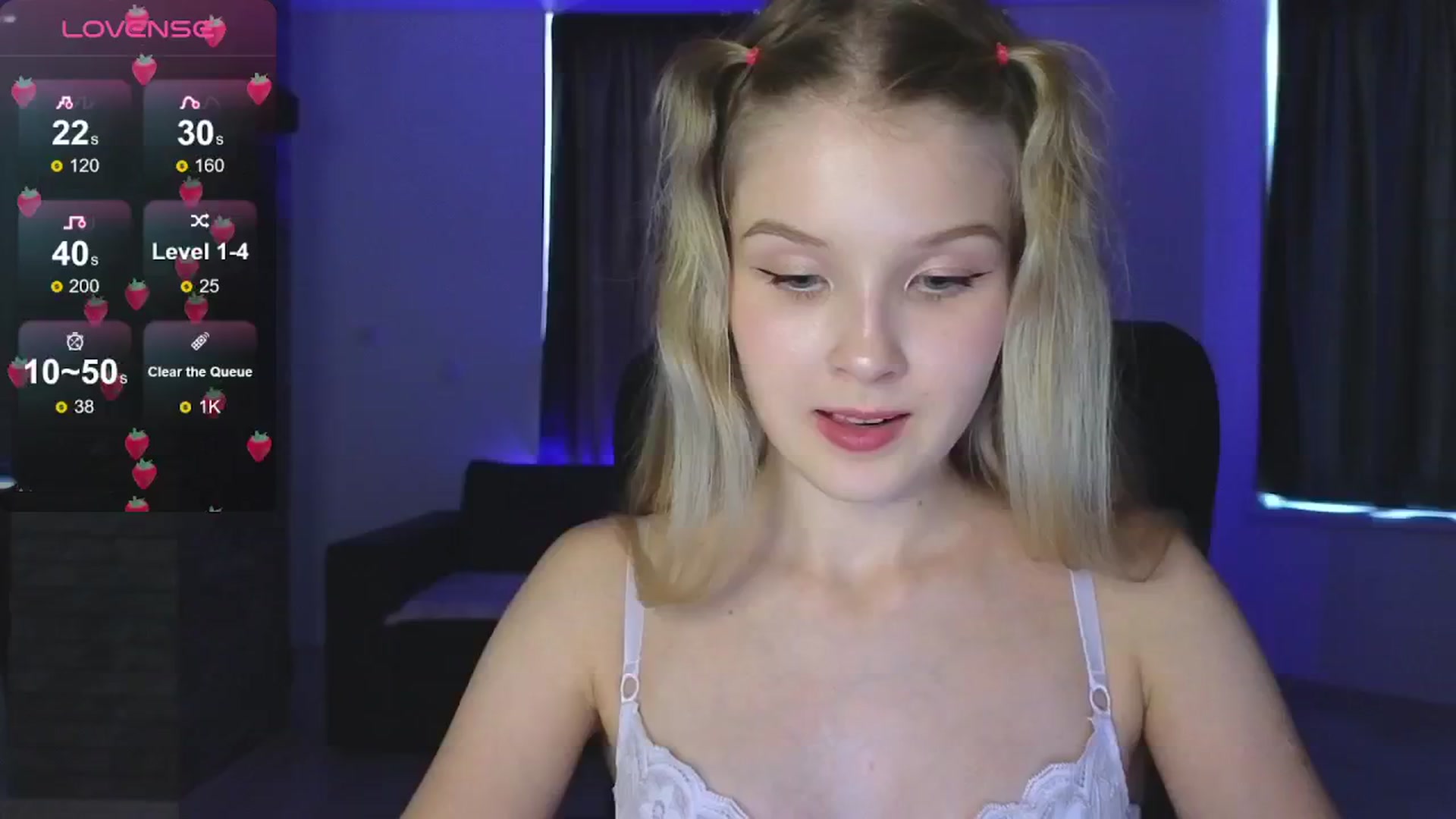 Gallery image thumbnail from Emiliya_Cute's myfreecams stream on, 08/25/2024, 16:35 image 2 of 20