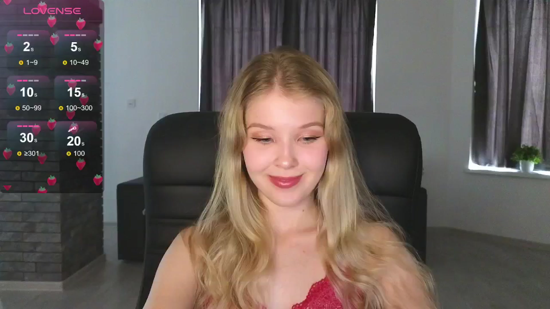 Gallery image thumbnail from Emiliya_Cute's myfreecams stream on, 08/28/2024, 12:35 image 1 of 20