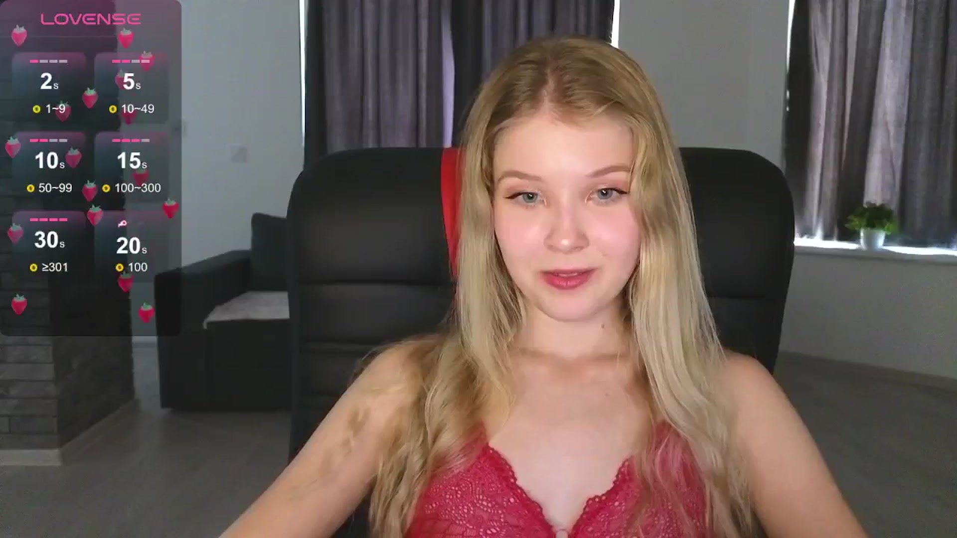 Gallery image thumbnail from Emiliya_Cute's myfreecams stream on, 08/28/2024, 14:00 image 3 of 20