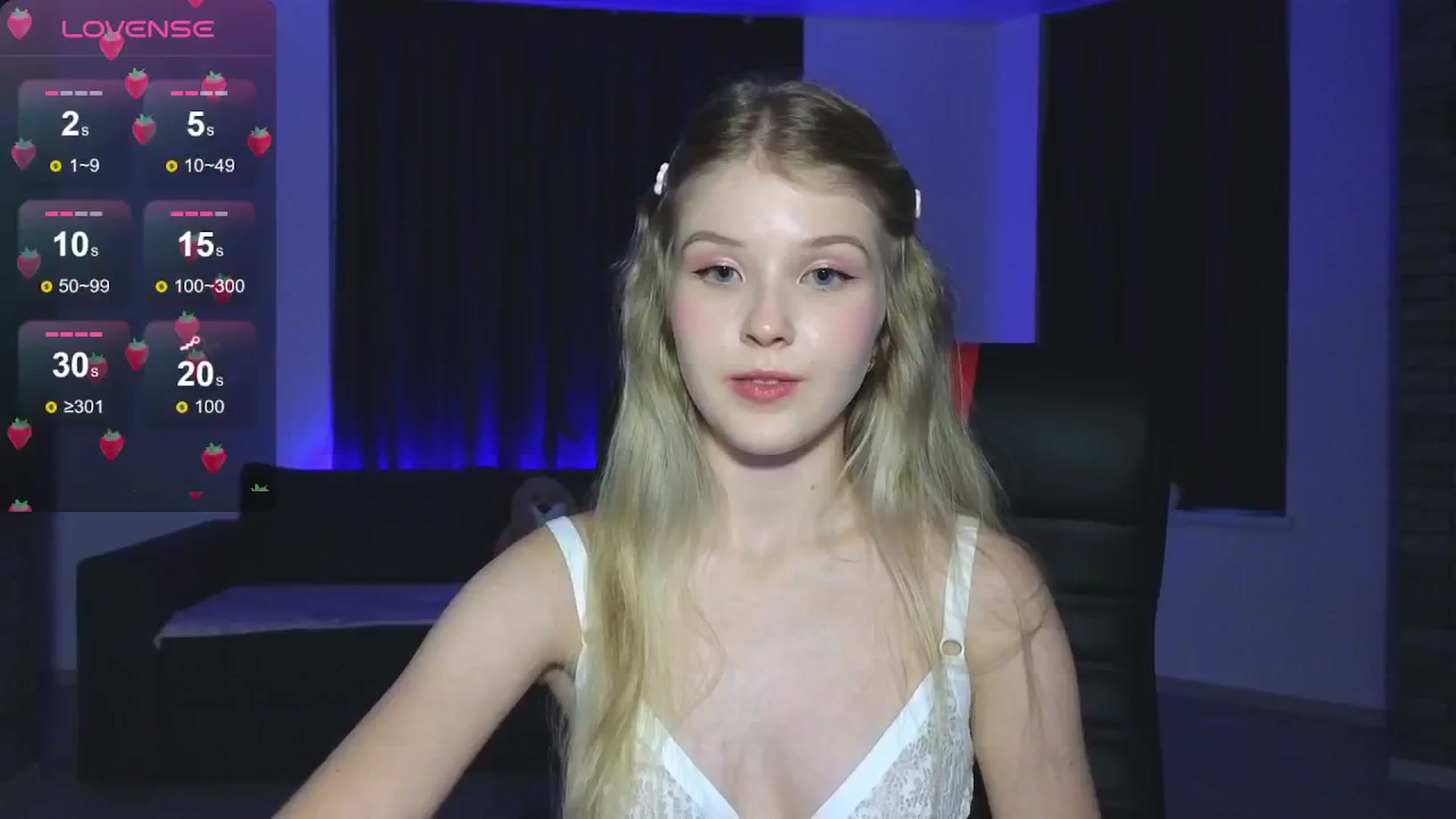 Gallery image thumbnail from Emiliya_Cute's myfreecams stream on, 08/29/2024, 17:31 image 9 of 20