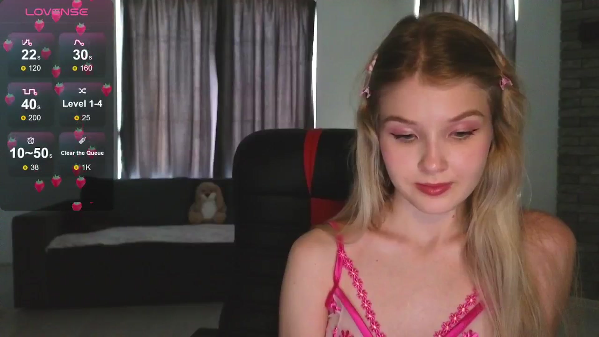 Gallery image thumbnail from Emiliya_Cute's myfreecams stream on, 08/30/2024, 12:05 image 10 of 20