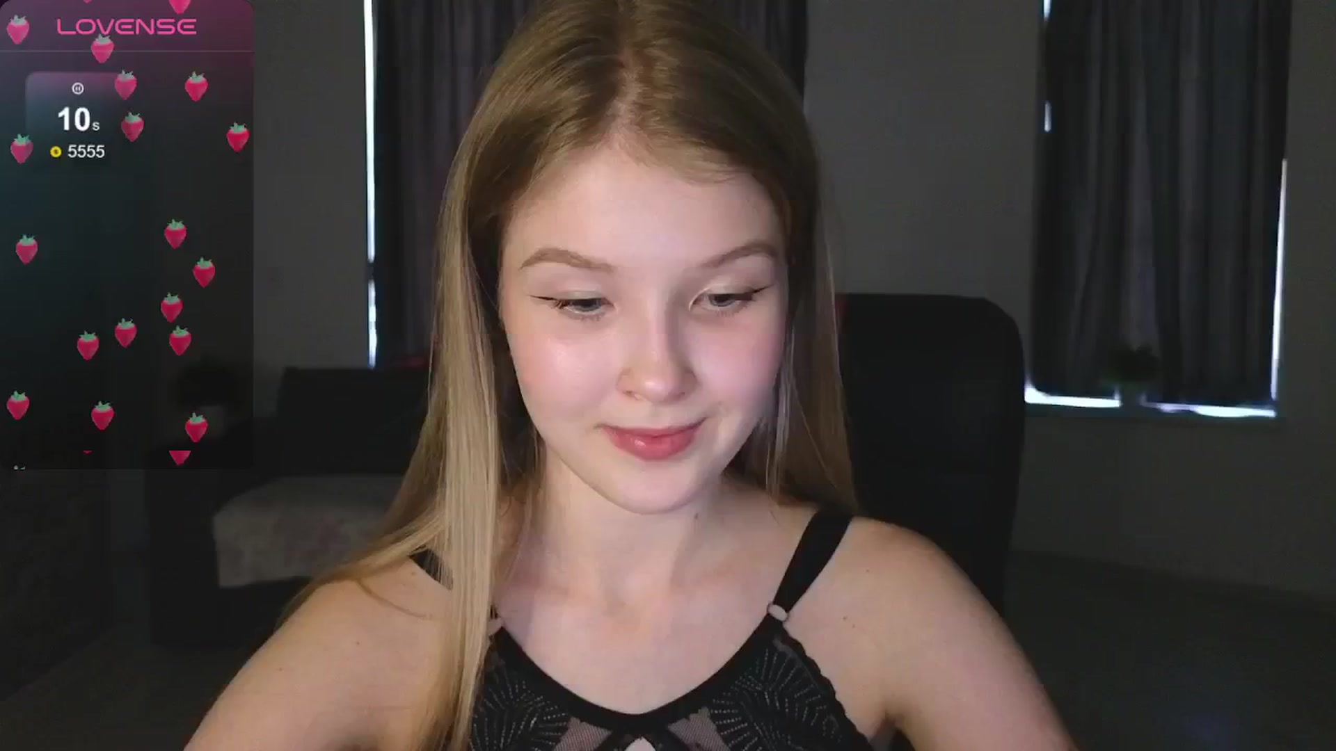 Gallery image thumbnail from Emiliya_Cute's myfreecams stream on, 09/07/2024, 14:59 image 19 of 20