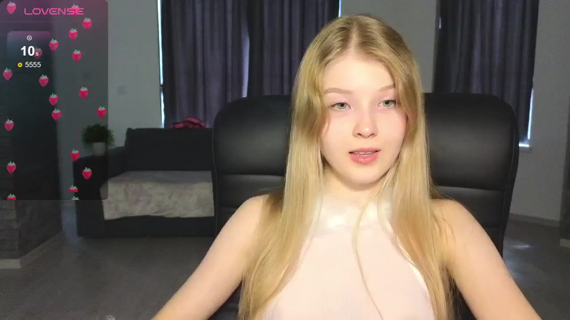 Gallery image thumbnail from Emiliya_Cute's myfreecams stream on, 09/09/2024, 08:23 image 20 of 20