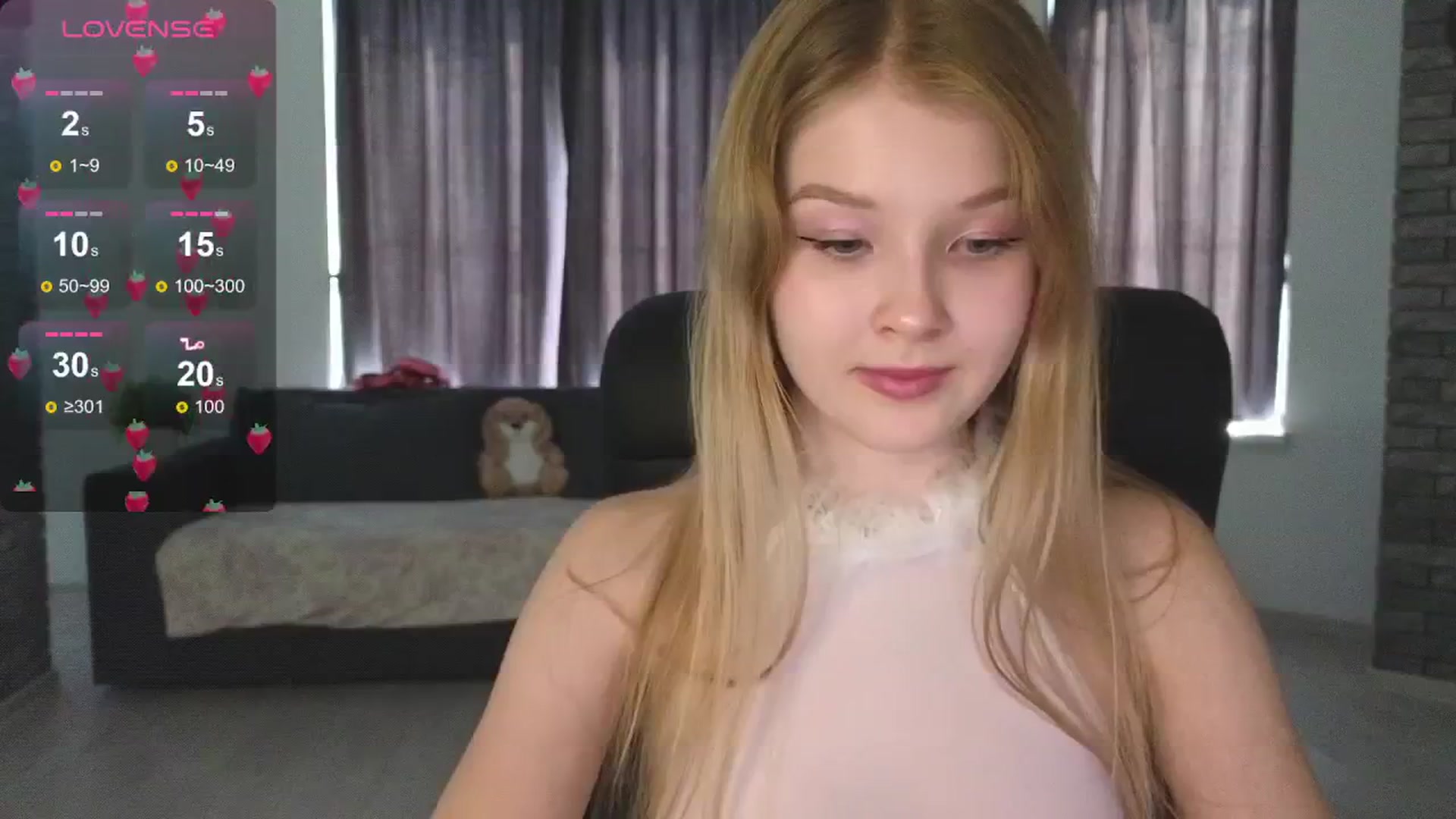 Gallery image thumbnail from Emiliya_Cute's myfreecams stream on, 09/09/2024, 10:09 image 10 of 20
