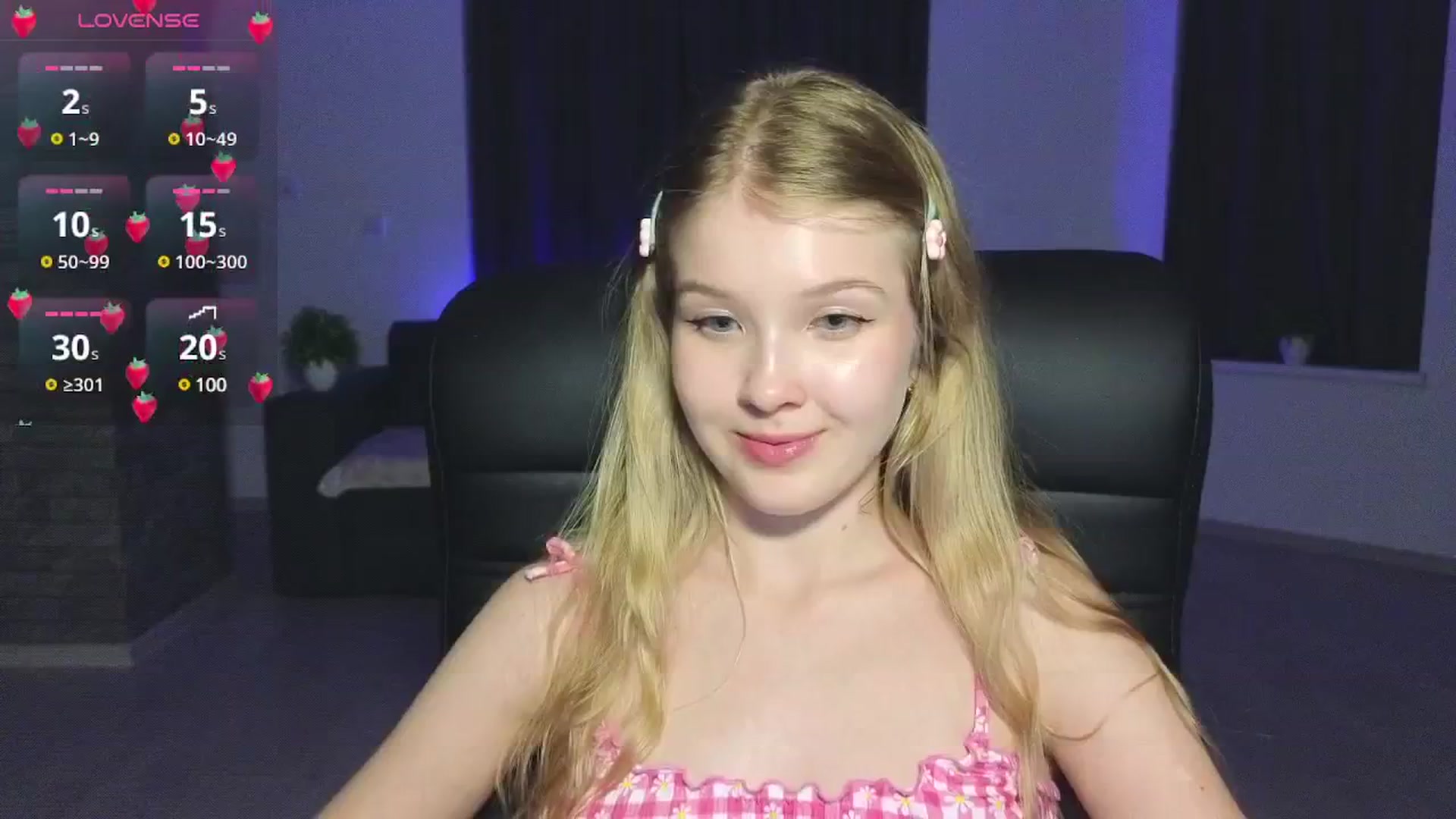 Gallery image thumbnail from Emiliya_Cute's myfreecams stream on, 09/16/2024, 17:18 image 1 of 20