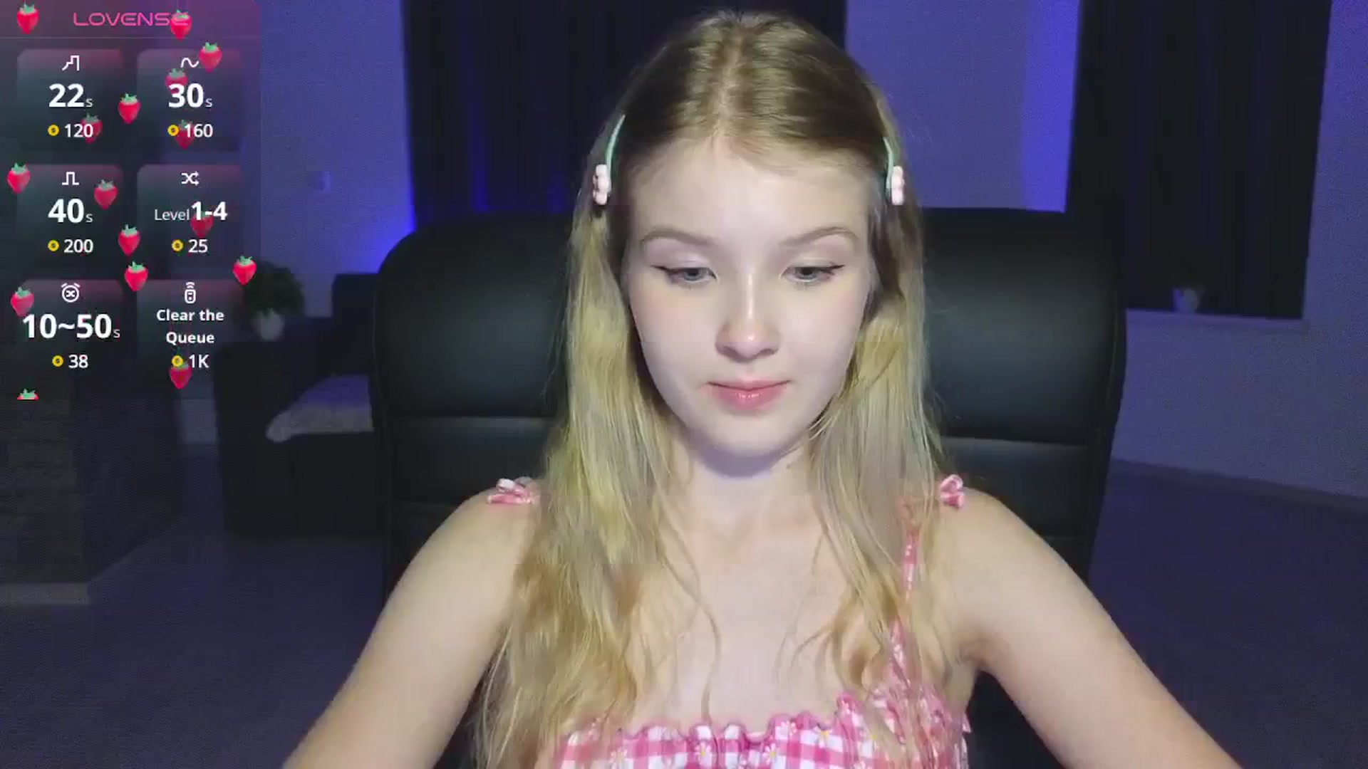 Gallery image thumbnail from Emiliya_Cute's myfreecams stream on, 09/16/2024, 17:54 image 8 of 20