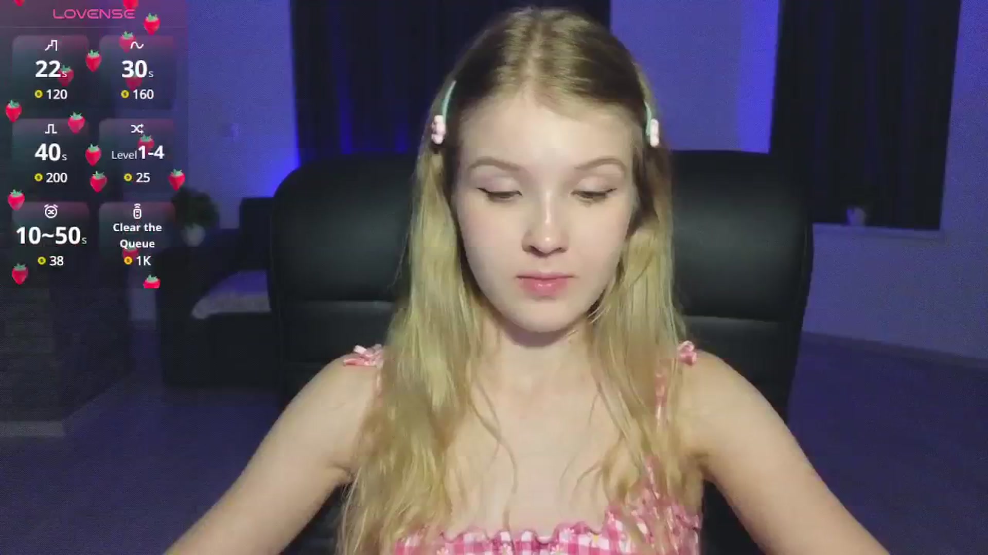 Gallery image thumbnail from Emiliya_Cute's myfreecams stream on, 09/16/2024, 17:54 image 9 of 20