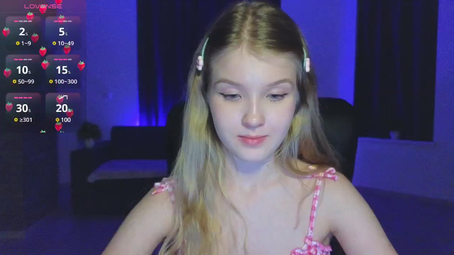 Gallery image thumbnail from Emiliya_Cute's myfreecams stream on, 09/16/2024, 17:54 image 11 of 20