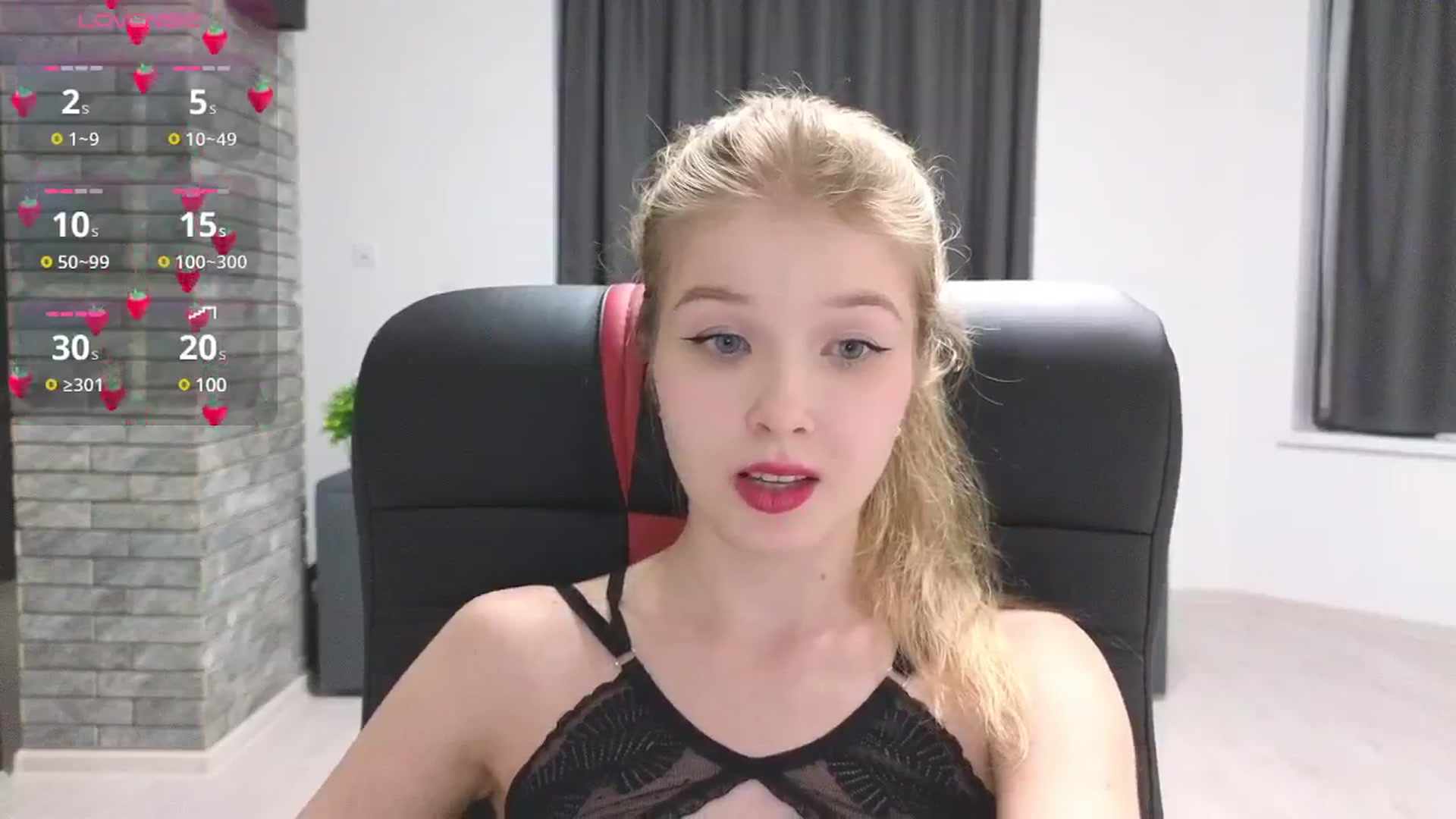 Gallery image thumbnail from Emiliya_Cute's myfreecams stream on, 09/26/2024, 16:03 image 2 of 20