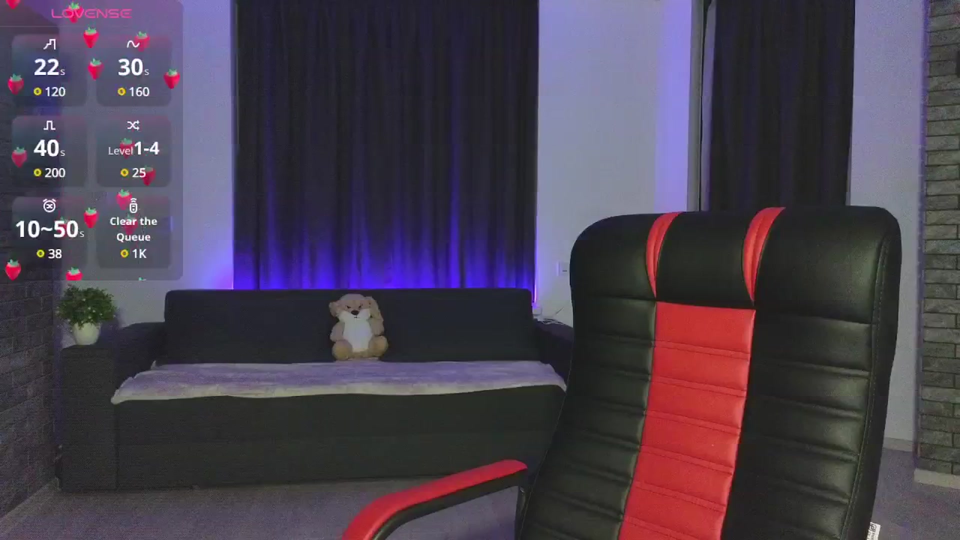 Gallery image thumbnail from Emiliya_Cute's myfreecams stream on, 10/02/2024, 16:29 image 13 of 20
