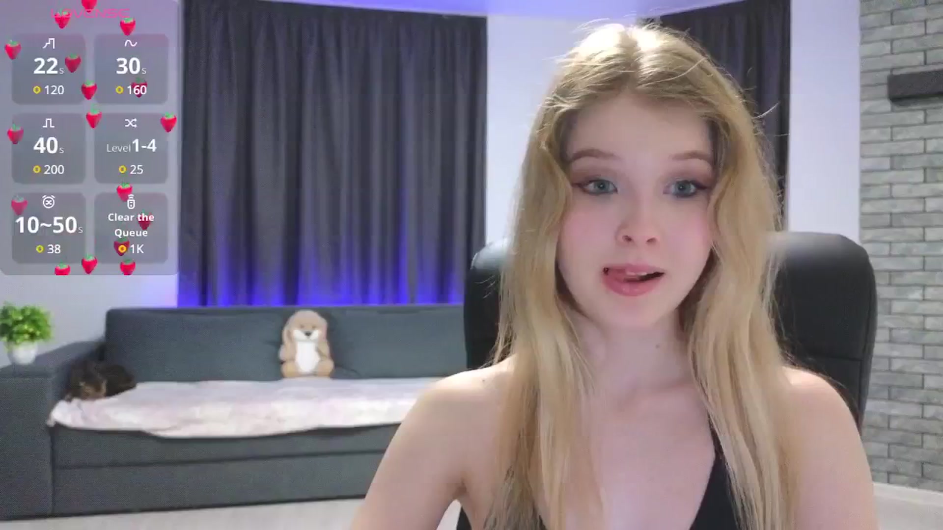 Gallery image thumbnail from Emiliya_Cute's myfreecams stream on, 10/04/2024, 18:58 image 1 of 20