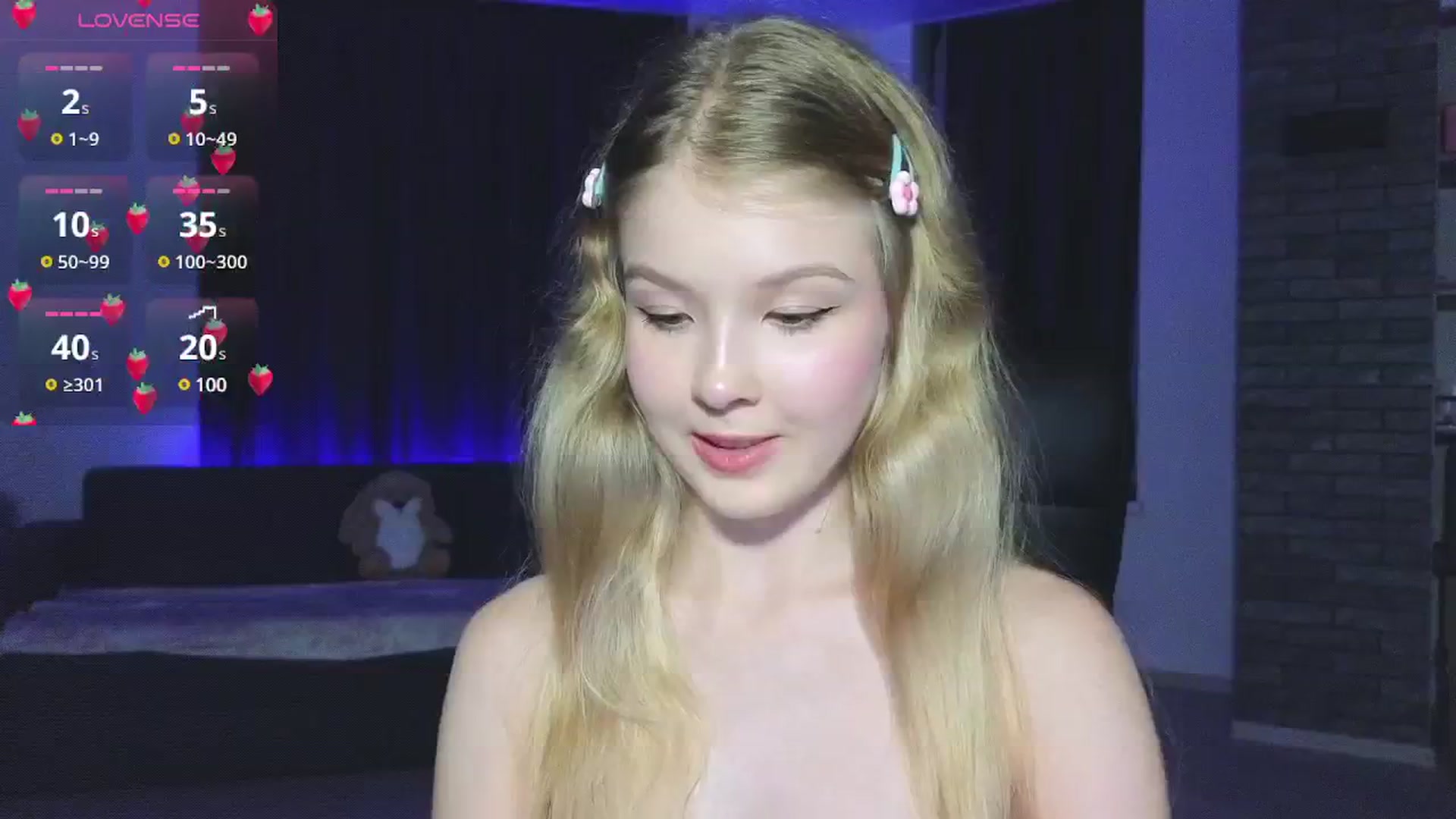 Gallery image thumbnail from Emiliya_Cute's myfreecams stream on, 10/05/2024, 16:00 image 3 of 20