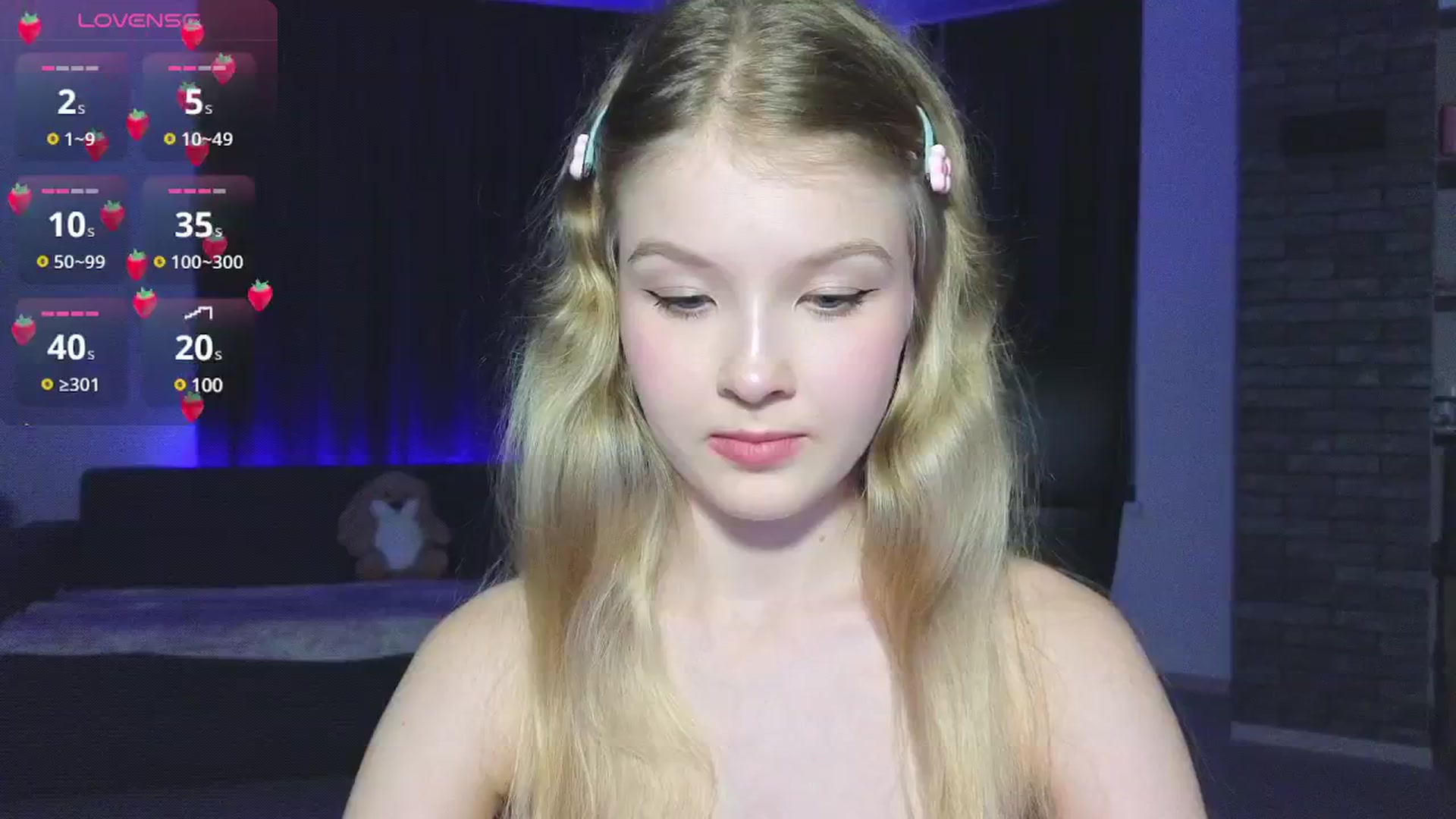 Gallery image thumbnail from Emiliya_Cute's myfreecams stream on, 10/05/2024, 16:00 image 1 of 20