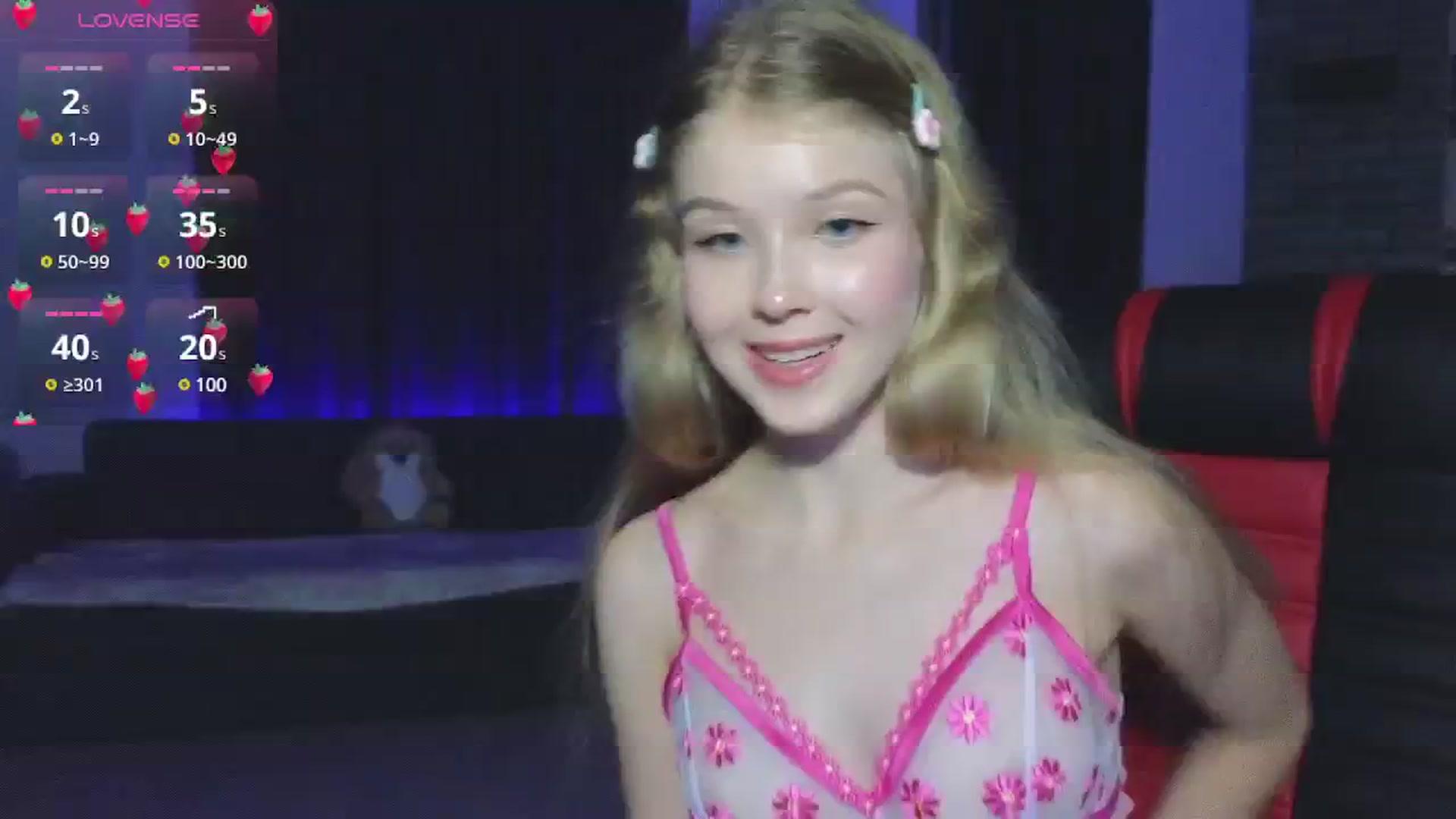Gallery image thumbnail from Emiliya_Cute's myfreecams stream on, 10/05/2024, 16:00 image 20 of 20