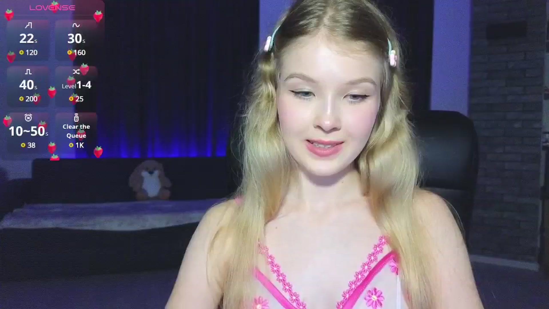 Gallery image thumbnail from Emiliya_Cute's myfreecams stream on, 10/05/2024, 16:18 image 6 of 20