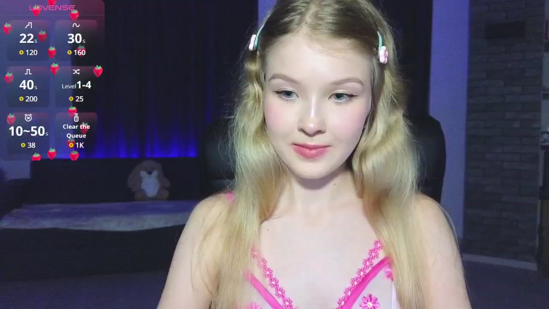 Gallery image thumbnail from Emiliya_Cute's myfreecams stream on, 10/05/2024, 16:18 image 5 of 20
