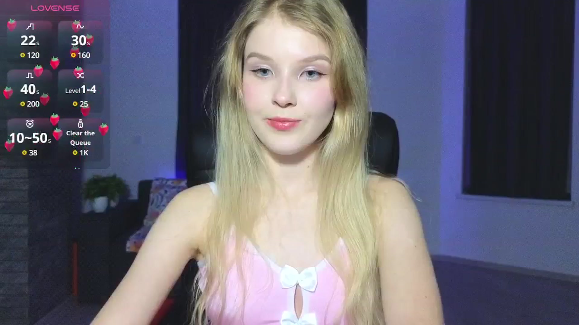 Gallery image thumbnail from Emiliya_Cute's myfreecams stream on, 10/19/2024, 16:03 image 1 of 20