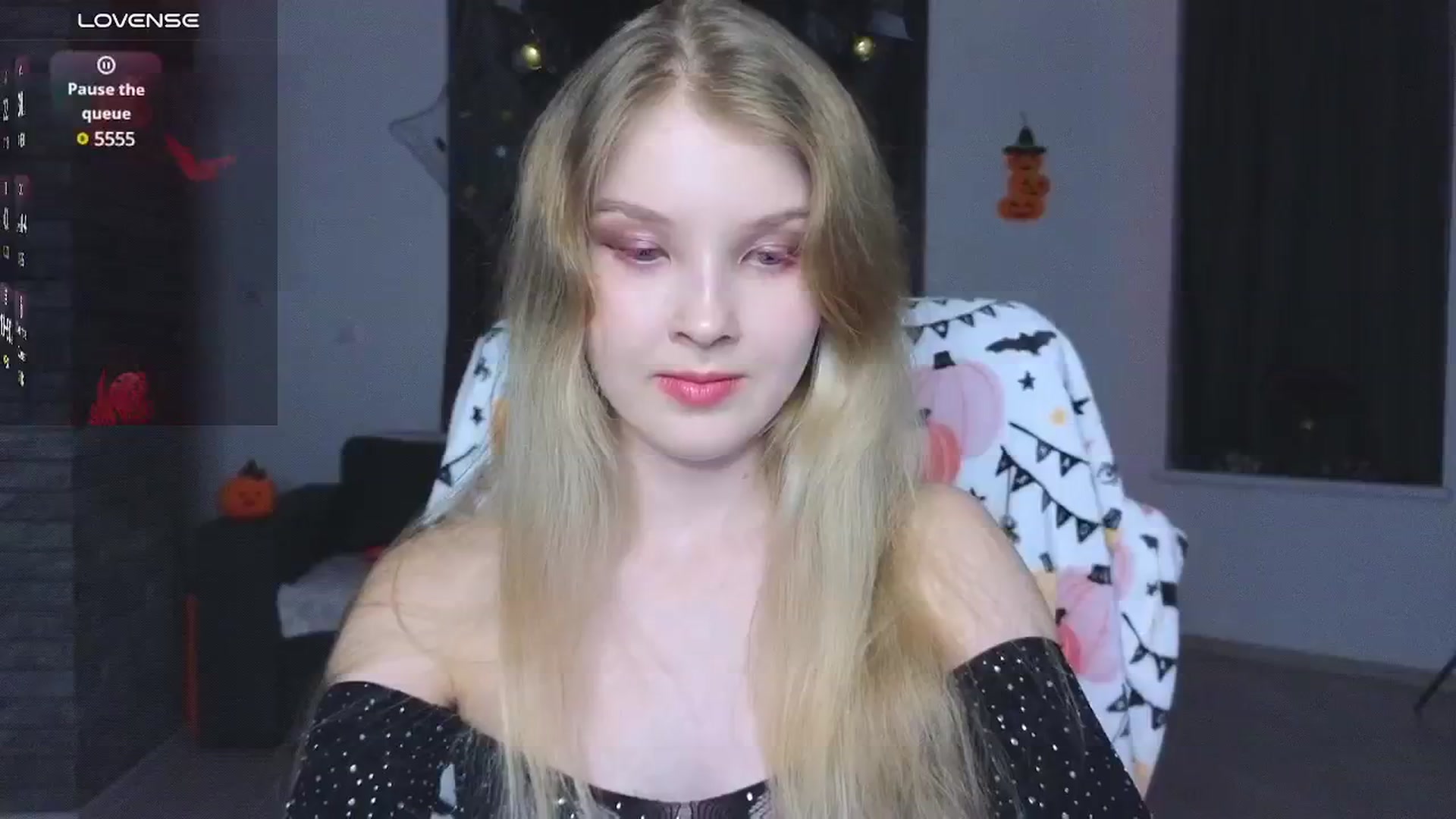 Gallery image thumbnail from Emiliya_Cute's myfreecams stream on, 10/22/2024, 18:10 image 5 of 20