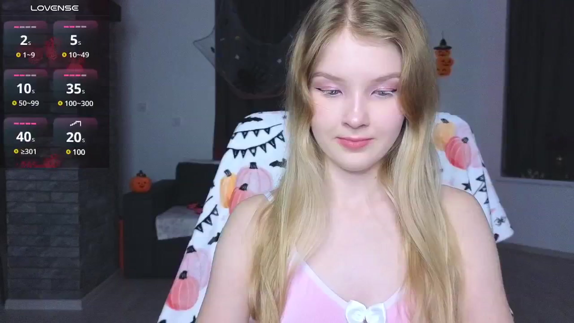 Gallery image thumbnail from Emiliya_Cute's myfreecams stream on, 10/23/2024, 16:49 image 17 of 20