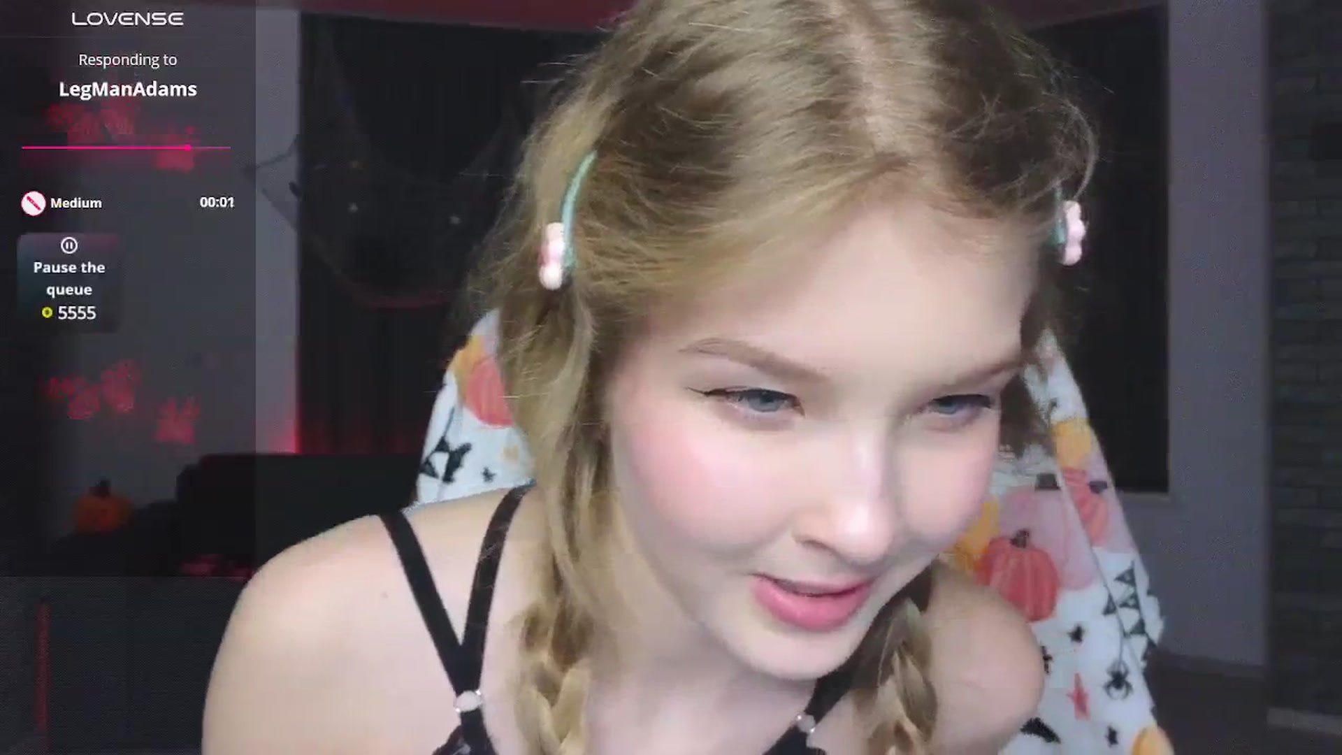 Gallery image thumbnail from Emiliya_Cute's myfreecams stream on, 10/26/2024, 17:25 image 12 of 20