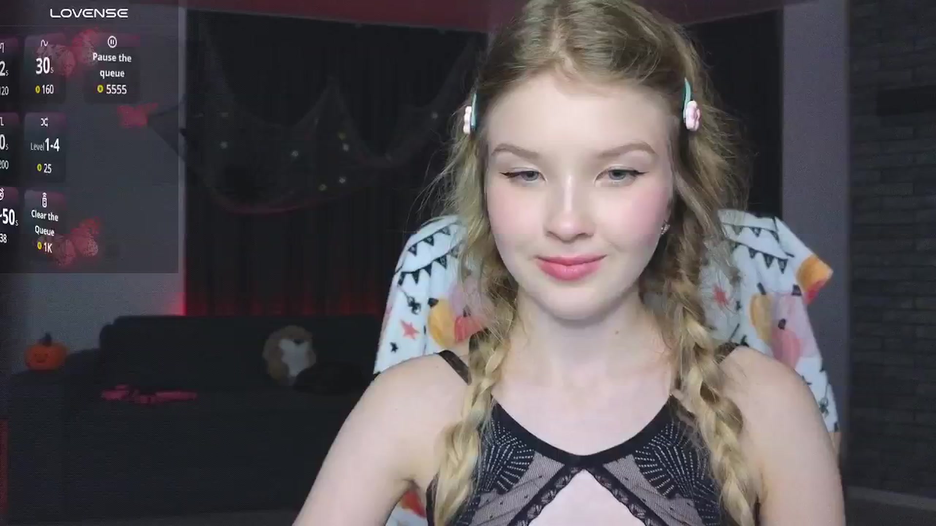 Gallery image thumbnail from Emiliya_Cute's myfreecams stream on, 10/26/2024, 18:31 image 12 of 20
