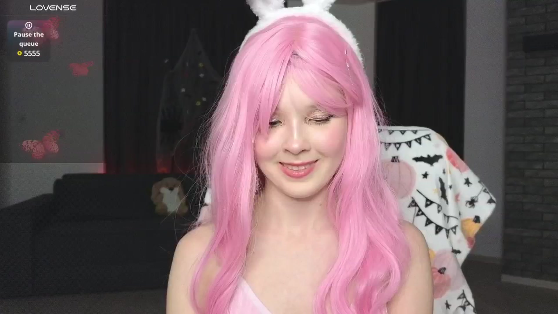 Gallery image thumbnail from Emiliya_Cute's myfreecams stream on, 10/27/2024, 18:52 image 2 of 20