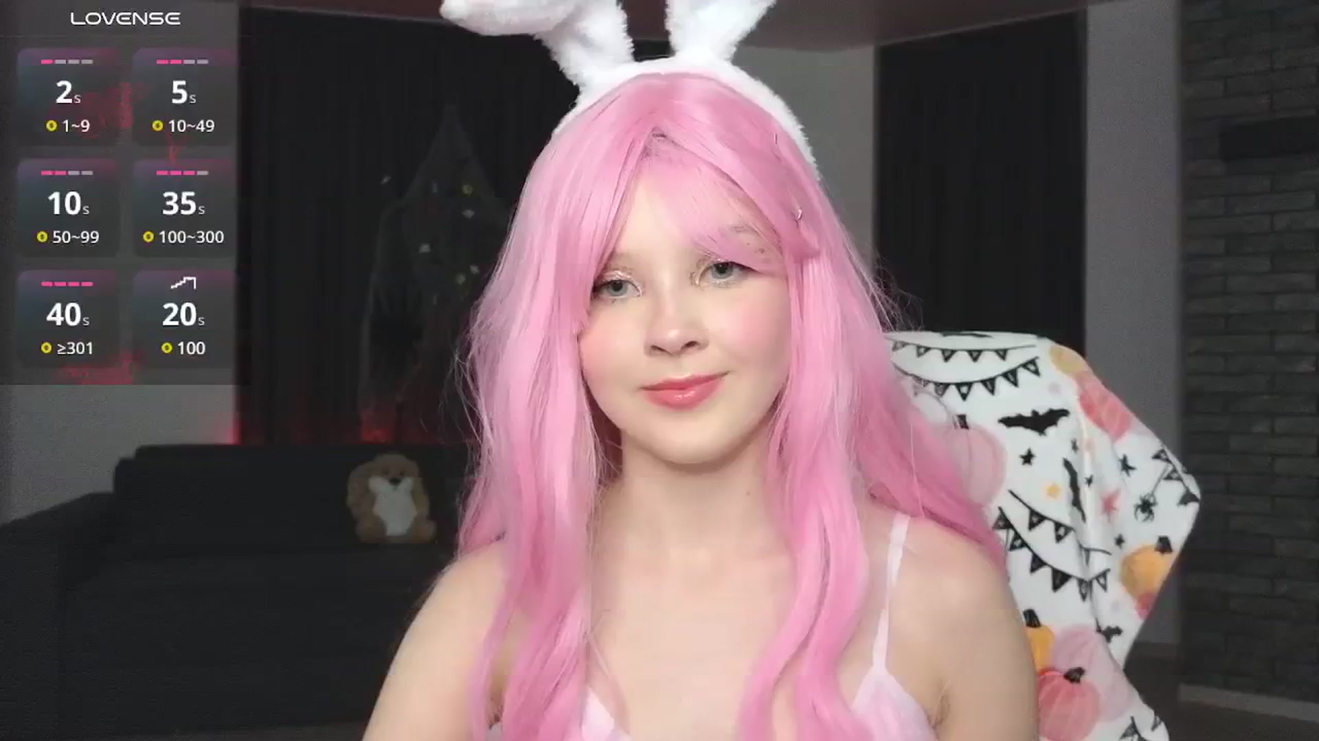 Gallery image thumbnail from Emiliya_Cute's myfreecams stream on, 10/27/2024, 18:52 image 12 of 20
