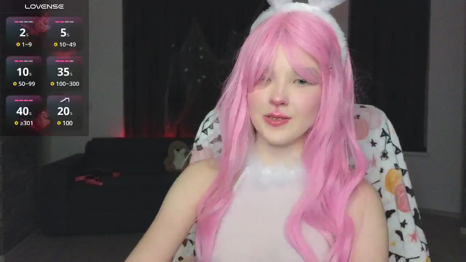 Gallery image thumbnail from Emiliya_Cute's myfreecams stream on, 10/29/2024, 18:21 image 19 of 20