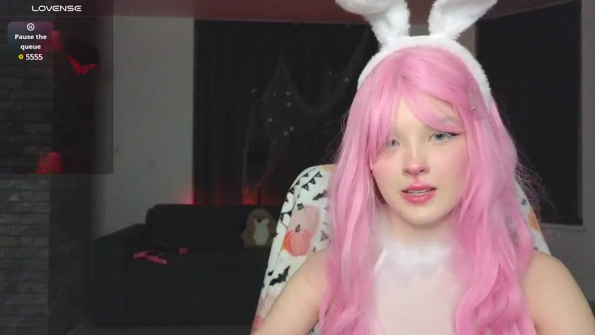 Gallery image thumbnail from Emiliya_Cute's myfreecams stream on, 10/29/2024, 18:21 image 11 of 20