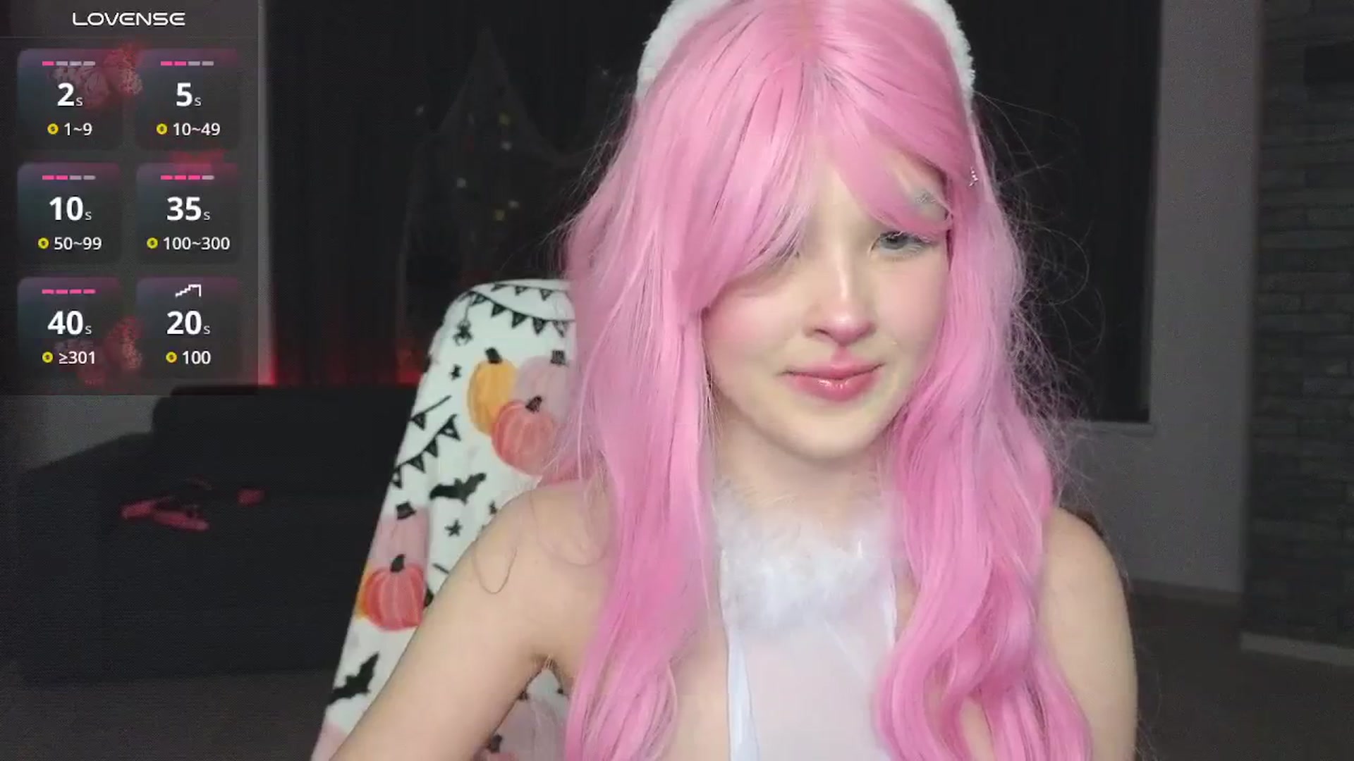 Gallery image thumbnail from Emiliya_Cute's myfreecams stream on, 10/29/2024, 18:55 image 15 of 20