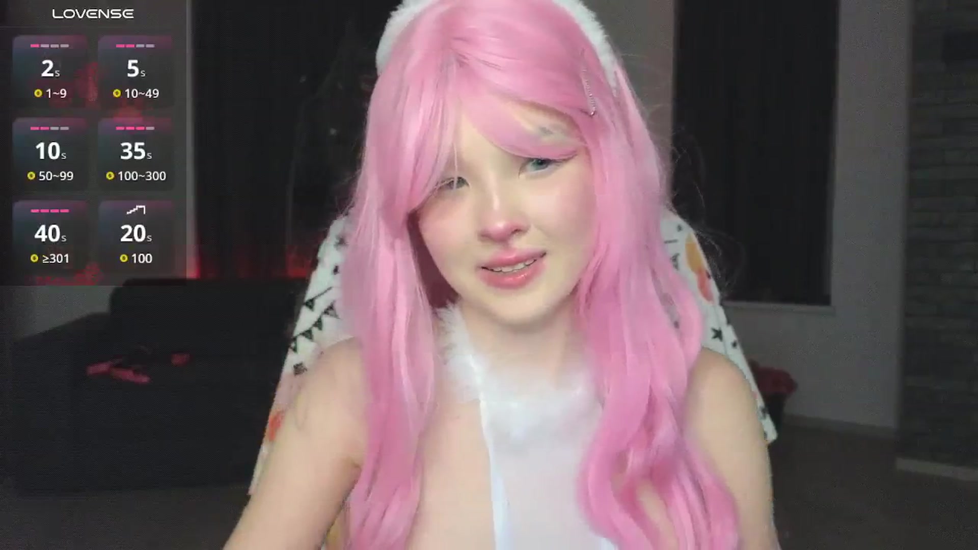 Gallery image thumbnail from Emiliya_Cute's myfreecams stream on, 10/29/2024, 18:55 image 16 of 20