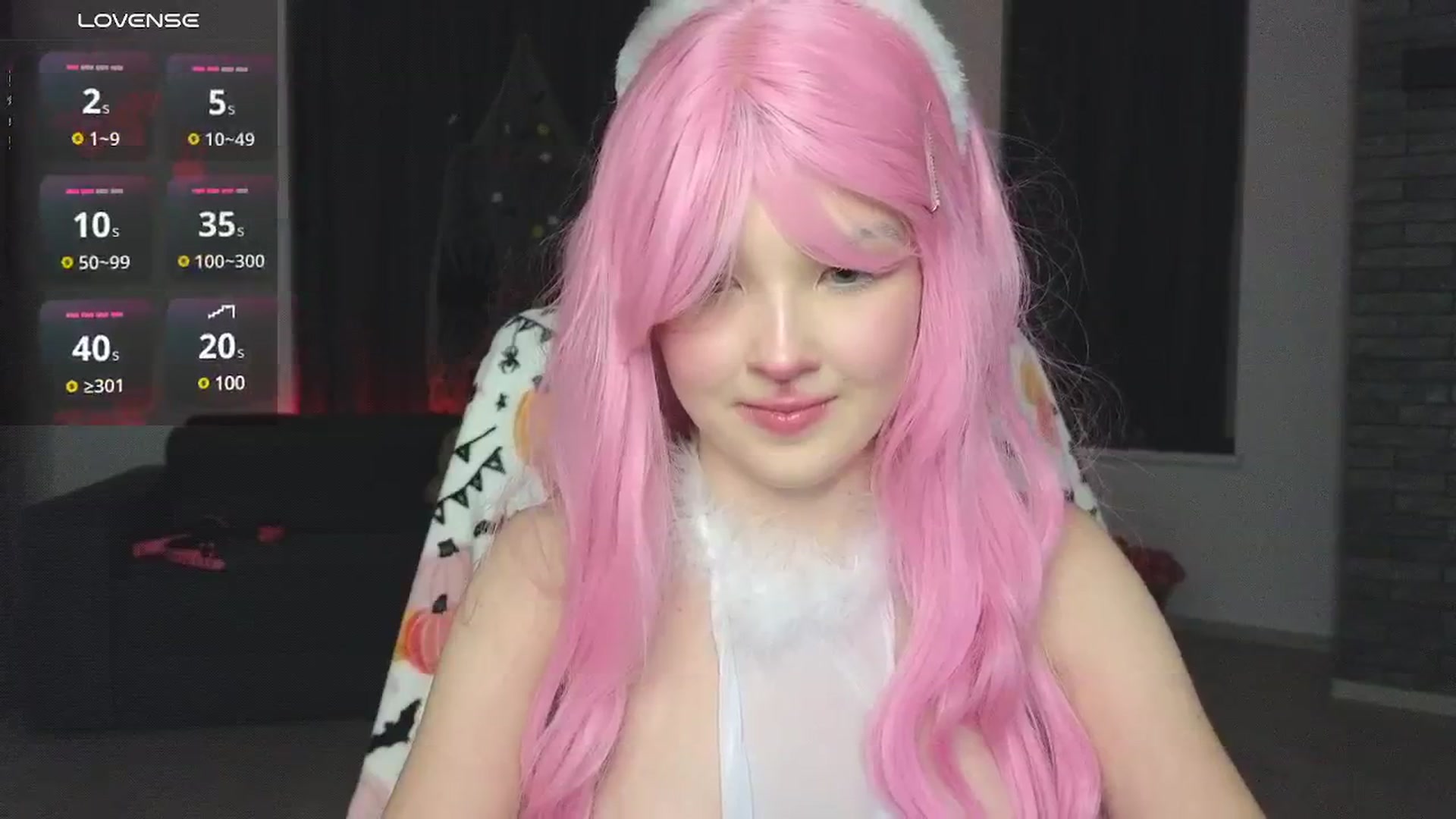 Gallery image thumbnail from Emiliya_Cute's myfreecams stream on, 10/29/2024, 18:55 image 17 of 20