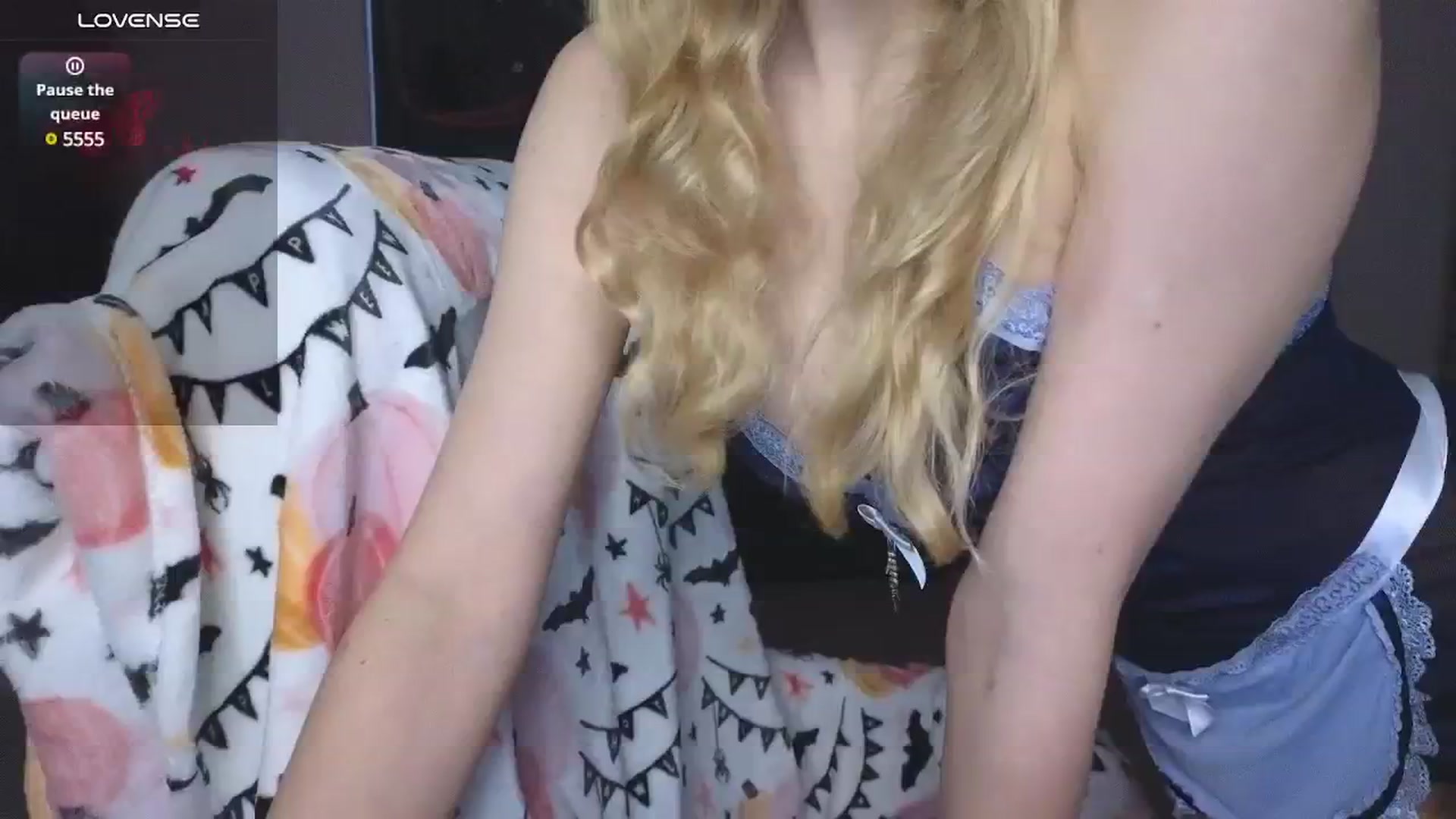 Gallery image thumbnail from Emiliya_Cute's myfreecams stream on, 10/30/2024, 13:13 image 15 of 20