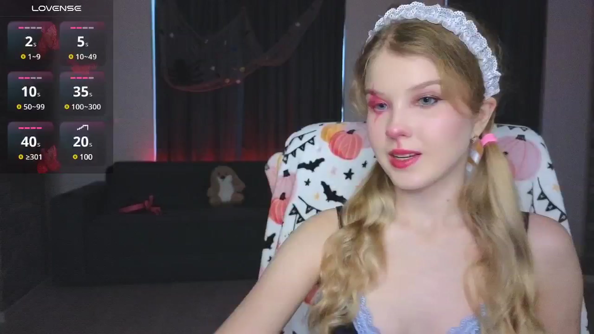Gallery image thumbnail from Emiliya_Cute's myfreecams stream on, 10/30/2024, 13:13 image 11 of 20