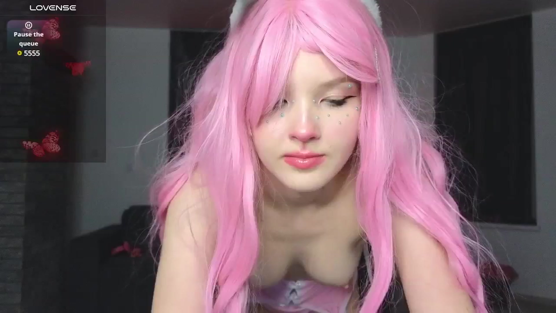 Gallery image thumbnail from Emiliya_Cute's myfreecams stream on, 10/31/2024, 16:07 image 20 of 20