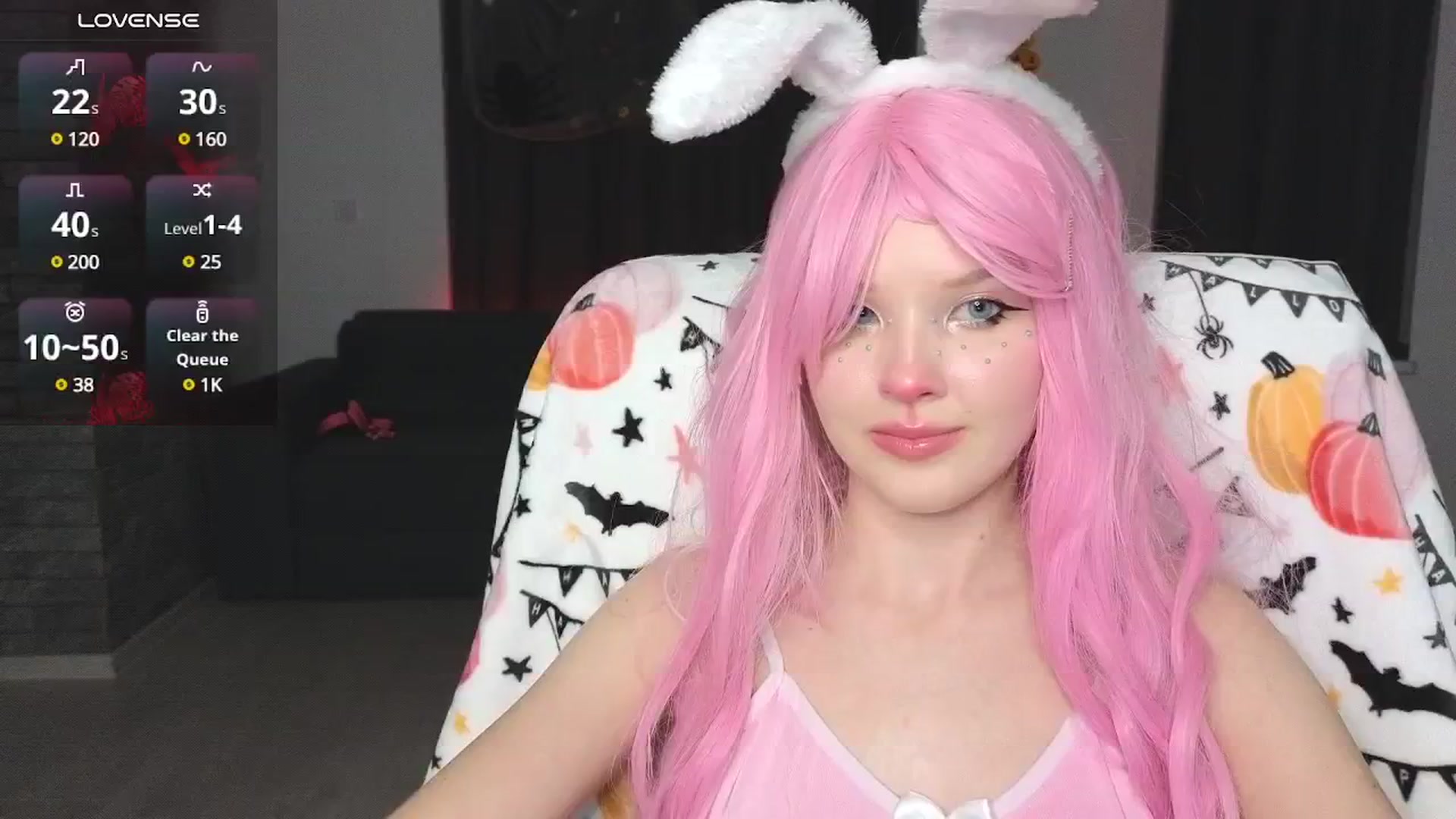Gallery image thumbnail from Emiliya_Cute's myfreecams stream on, 10/31/2024, 17:13 image 5 of 20
