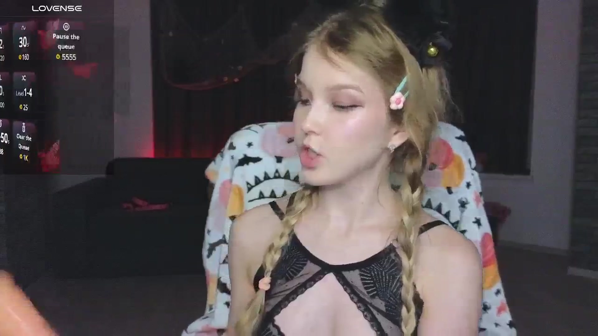 Gallery image thumbnail from Emiliya_Cute's myfreecams stream on, 11/02/2024, 18:50 image 17 of 20