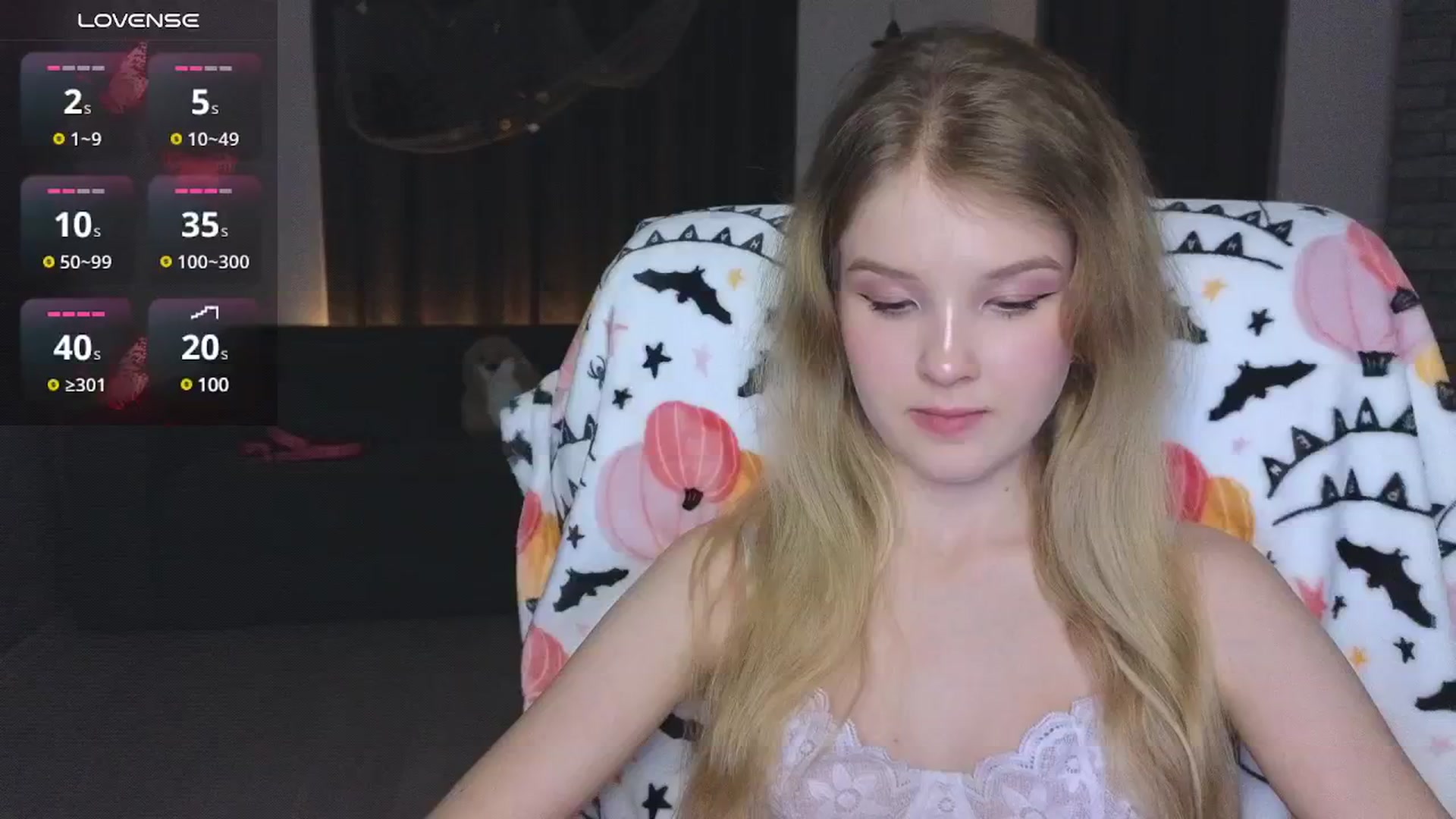 Gallery image thumbnail from Emiliya_Cute's myfreecams stream on, 11/03/2024, 15:47 image 17 of 20